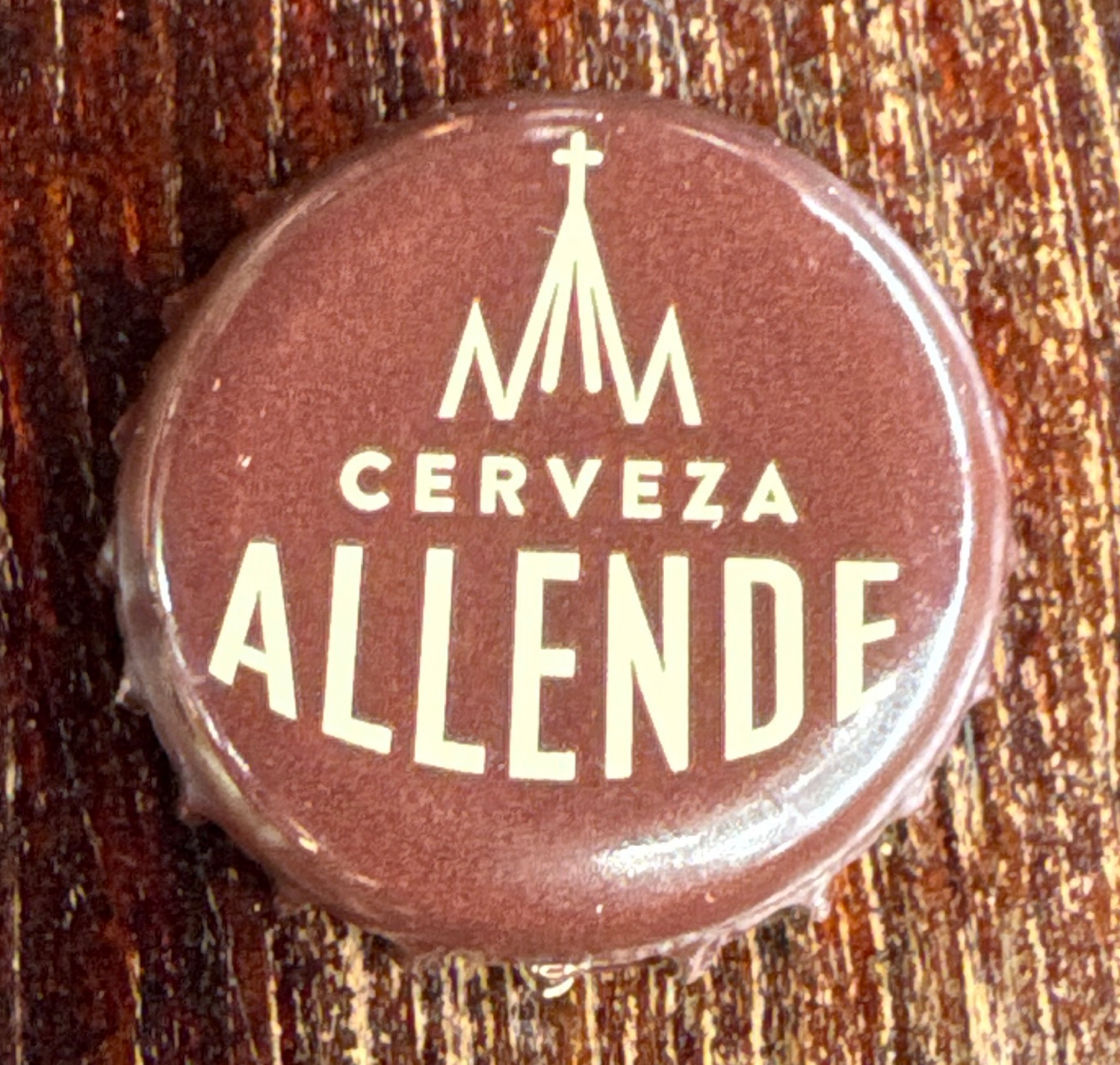 Cerveza Obscura Allende, Cervecería Allende