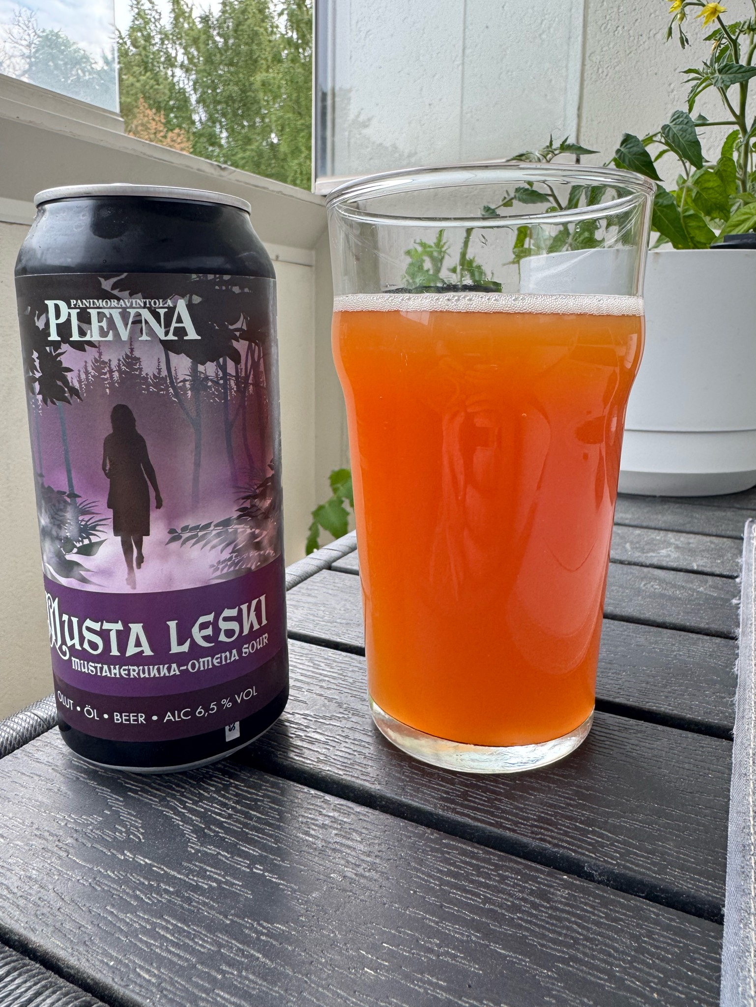 Musta leski, Finland