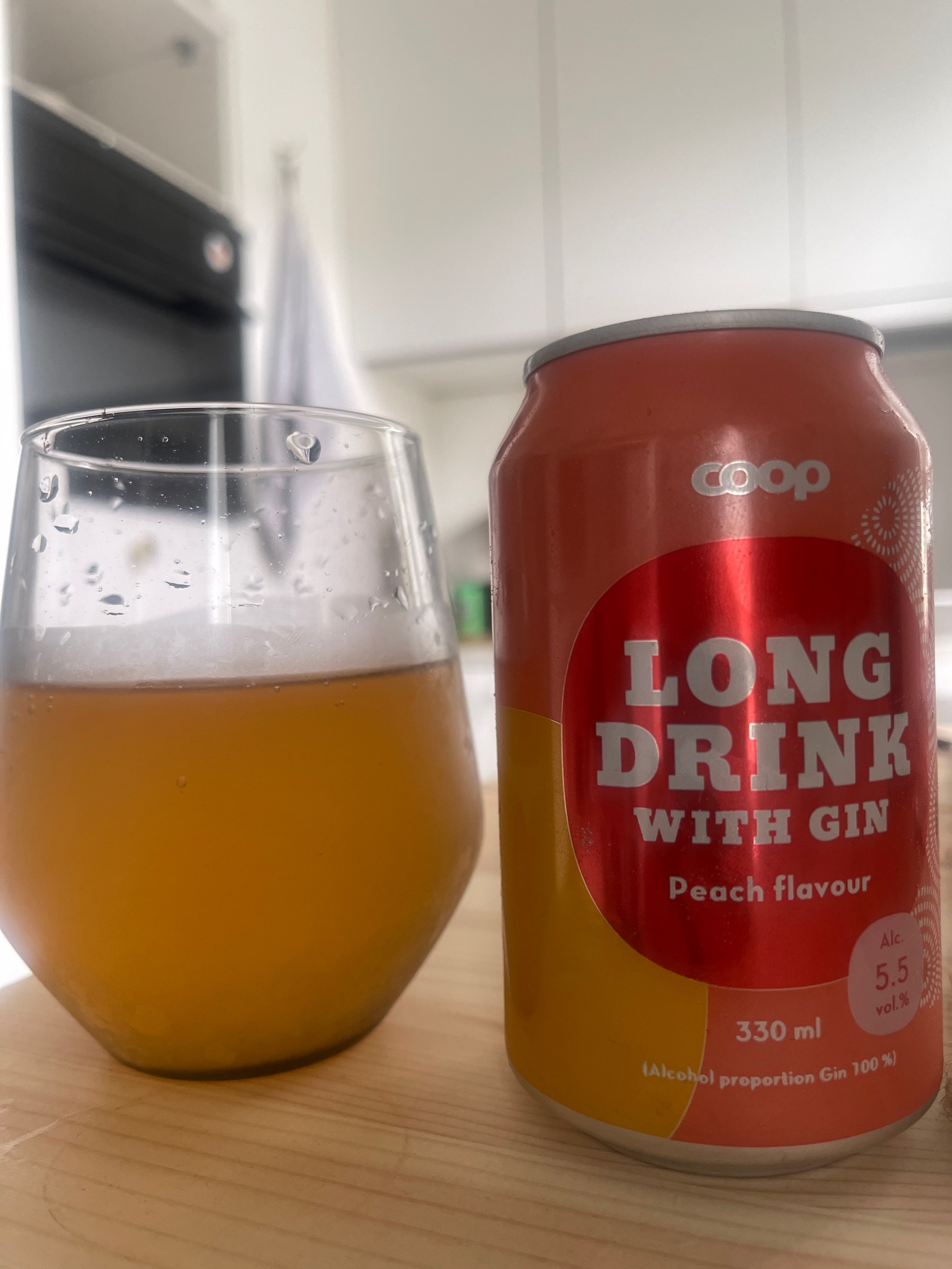 Coop Long Drink Peach, Finland