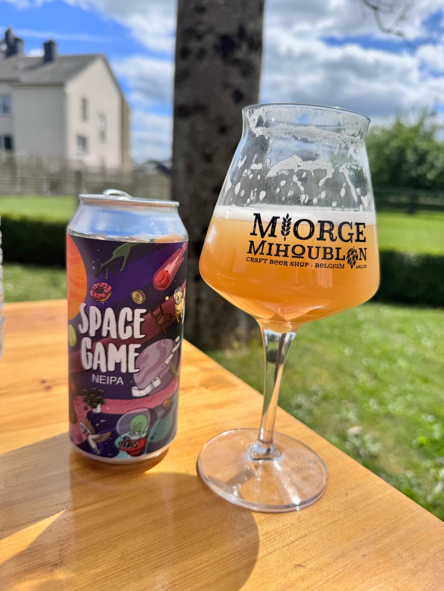 Space Game, La Cahute