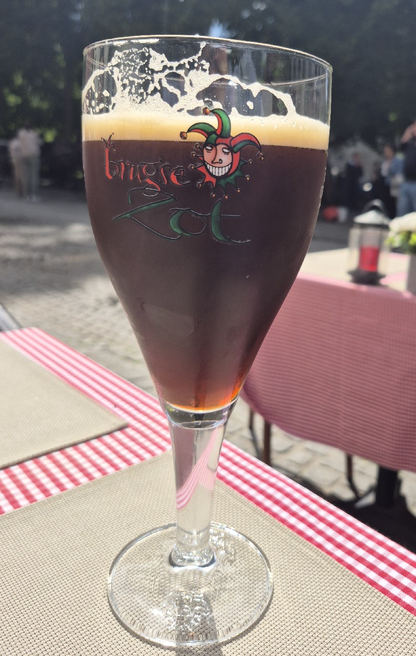 Brugse Zot Dubbel, Belgium