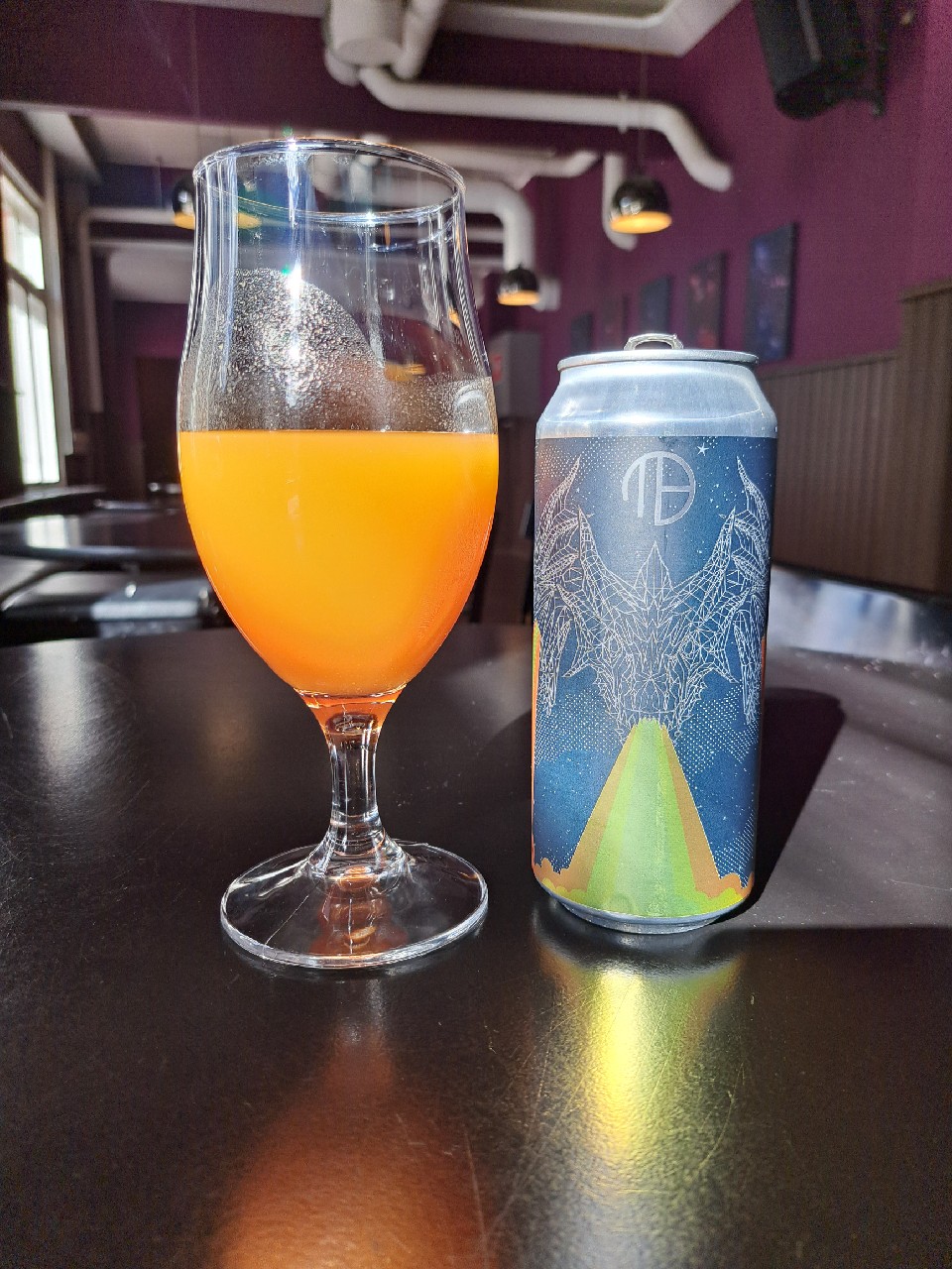 Hydra | papaya + peach + pineapple, United States