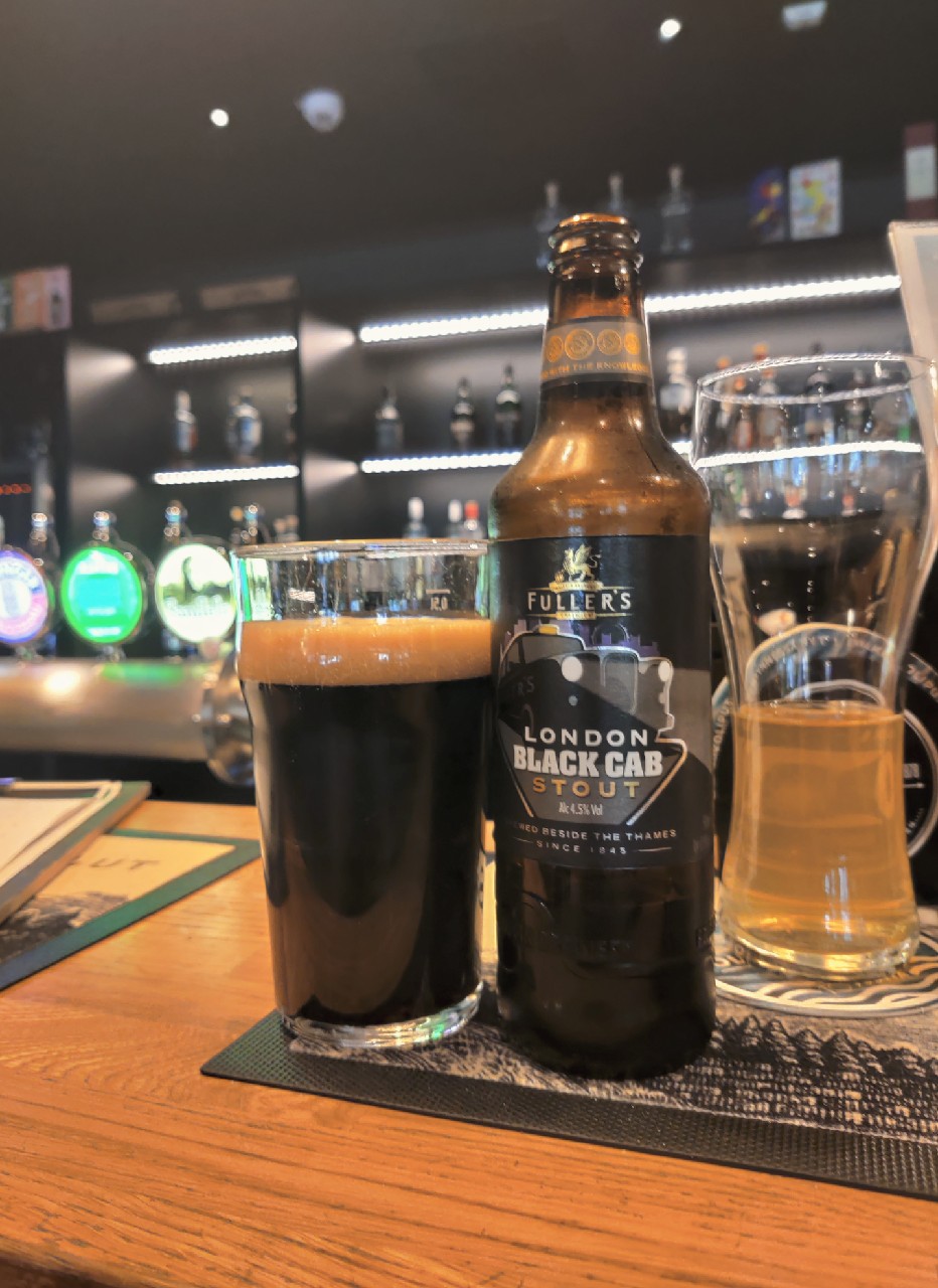 Black Cab, Fuller's Griffin Brewery (Asahi Breweries)