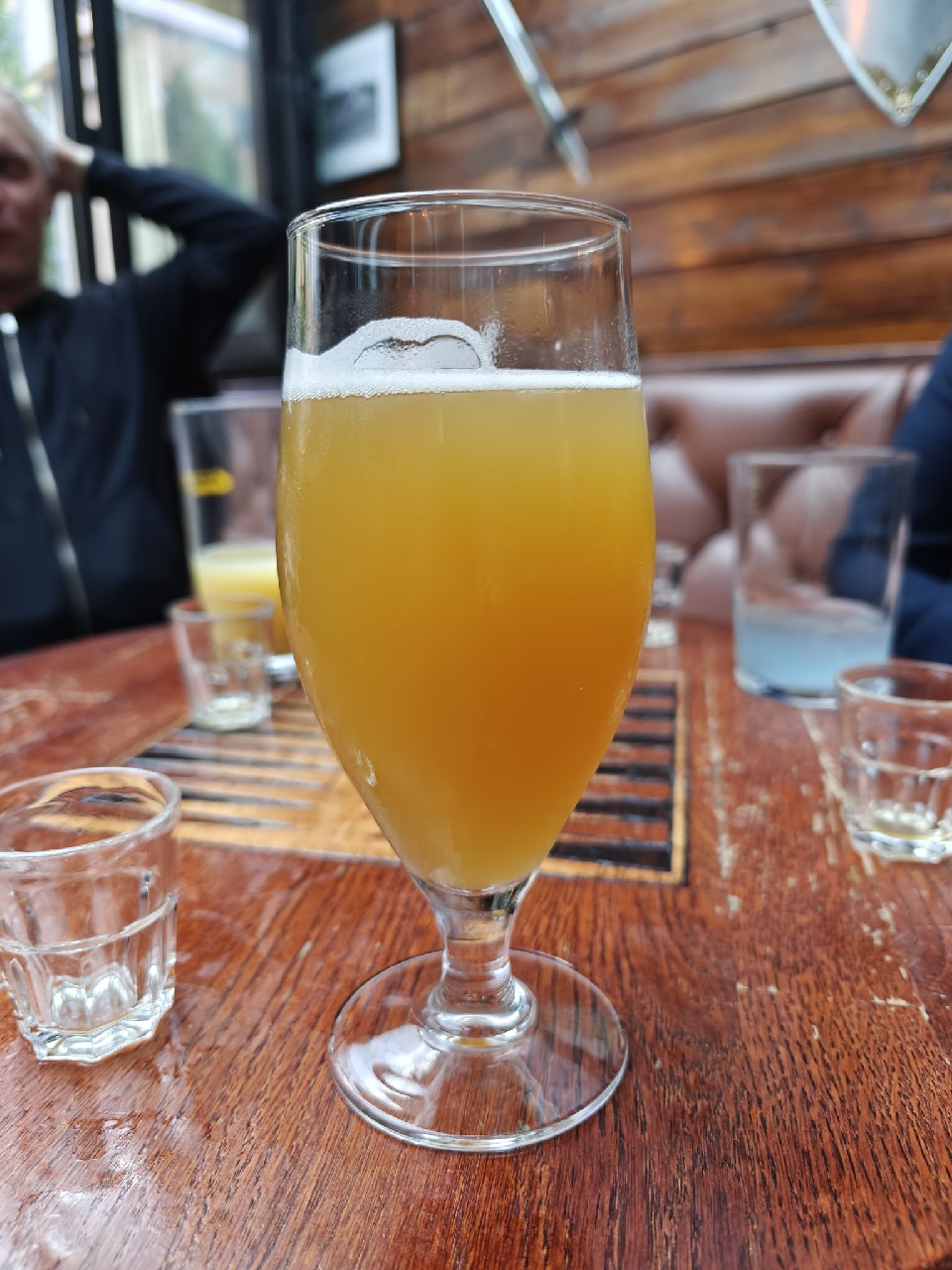 Ayinger Weizenbock, Ayinger Privatbrauerei