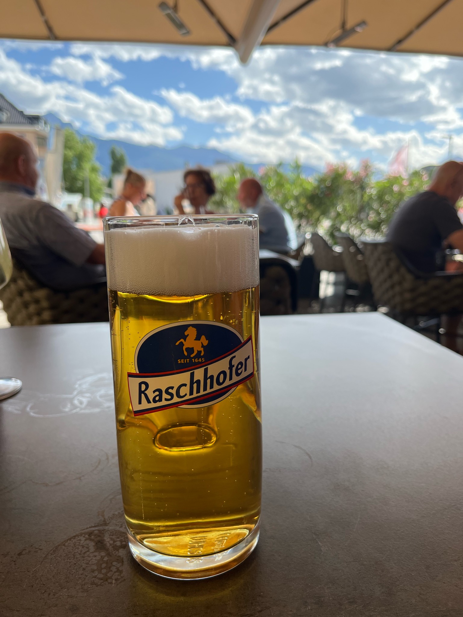 Raschhofer Märzen, Brauerei Raschhofer