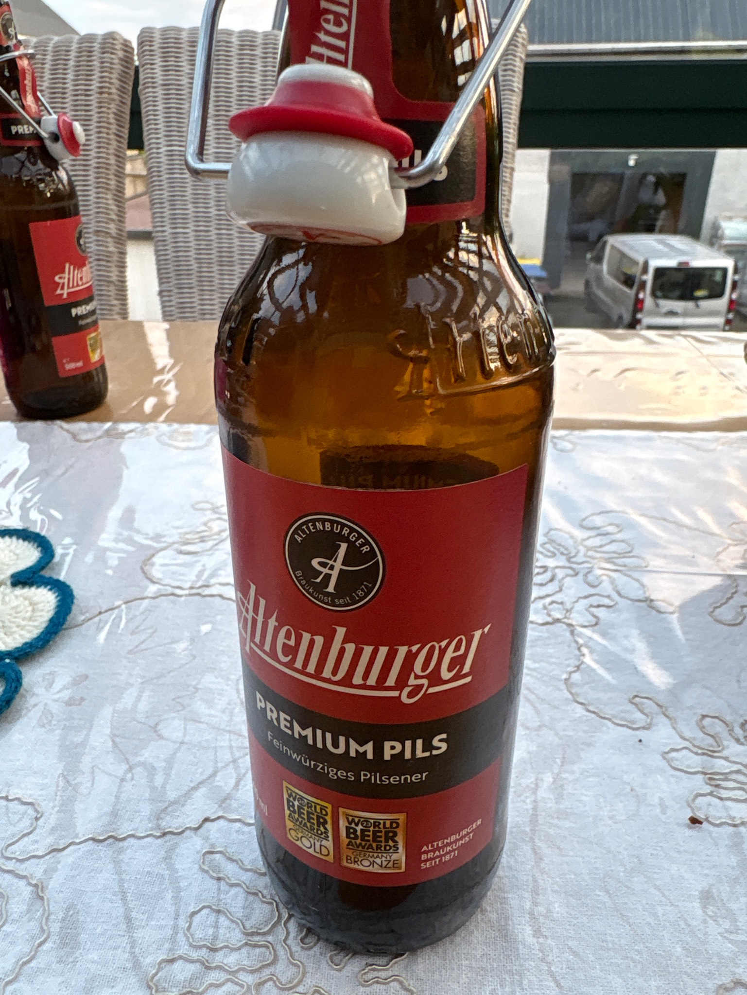 Altenburger Premium Pils, Altenburger Brauerei (Leikeim)