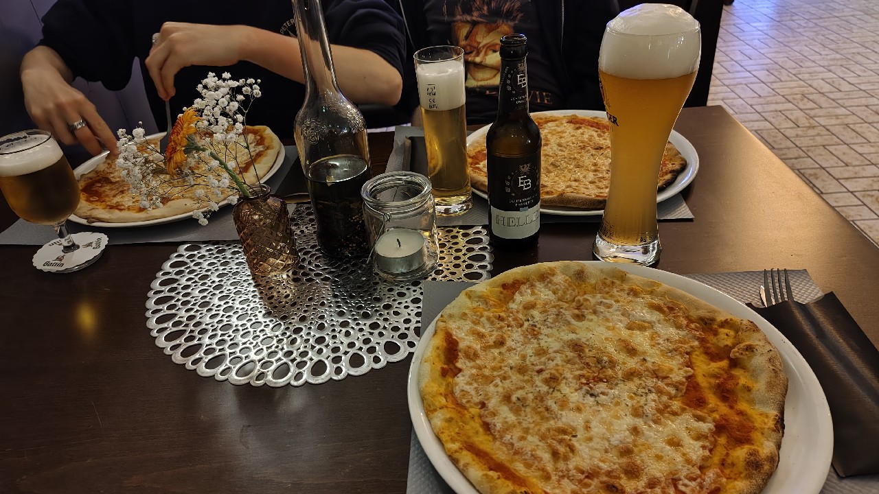 Erdinger Weißbier / Hefe-Weizen, Germany