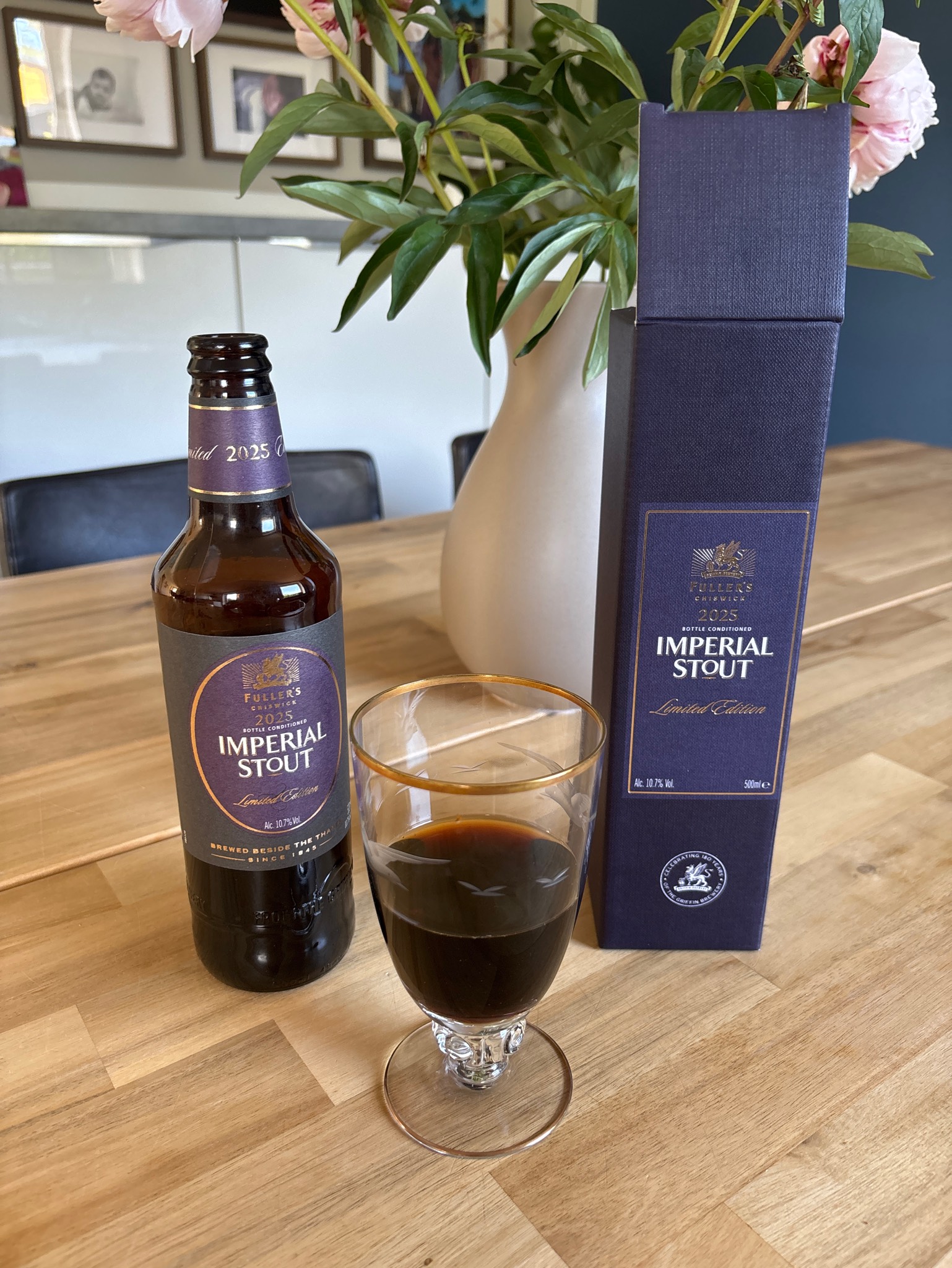 Imperial Stout, Fuller's Griffin Brewery (Asahi Breweries)