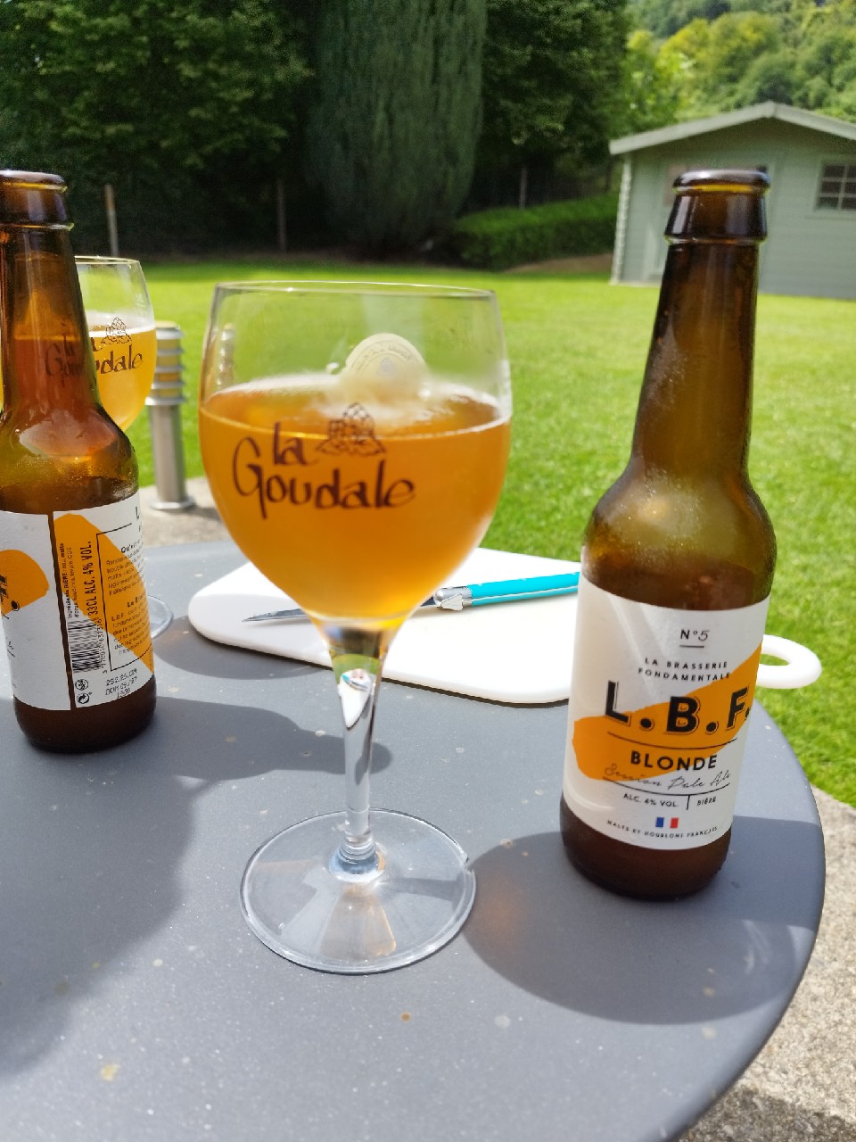 L.B.F. Blonde, France