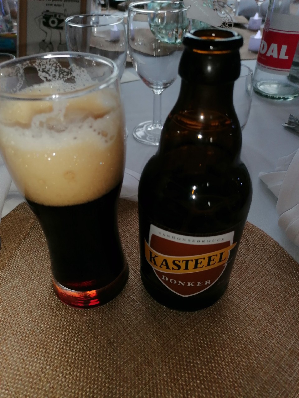Kasteel Donker, Belgium