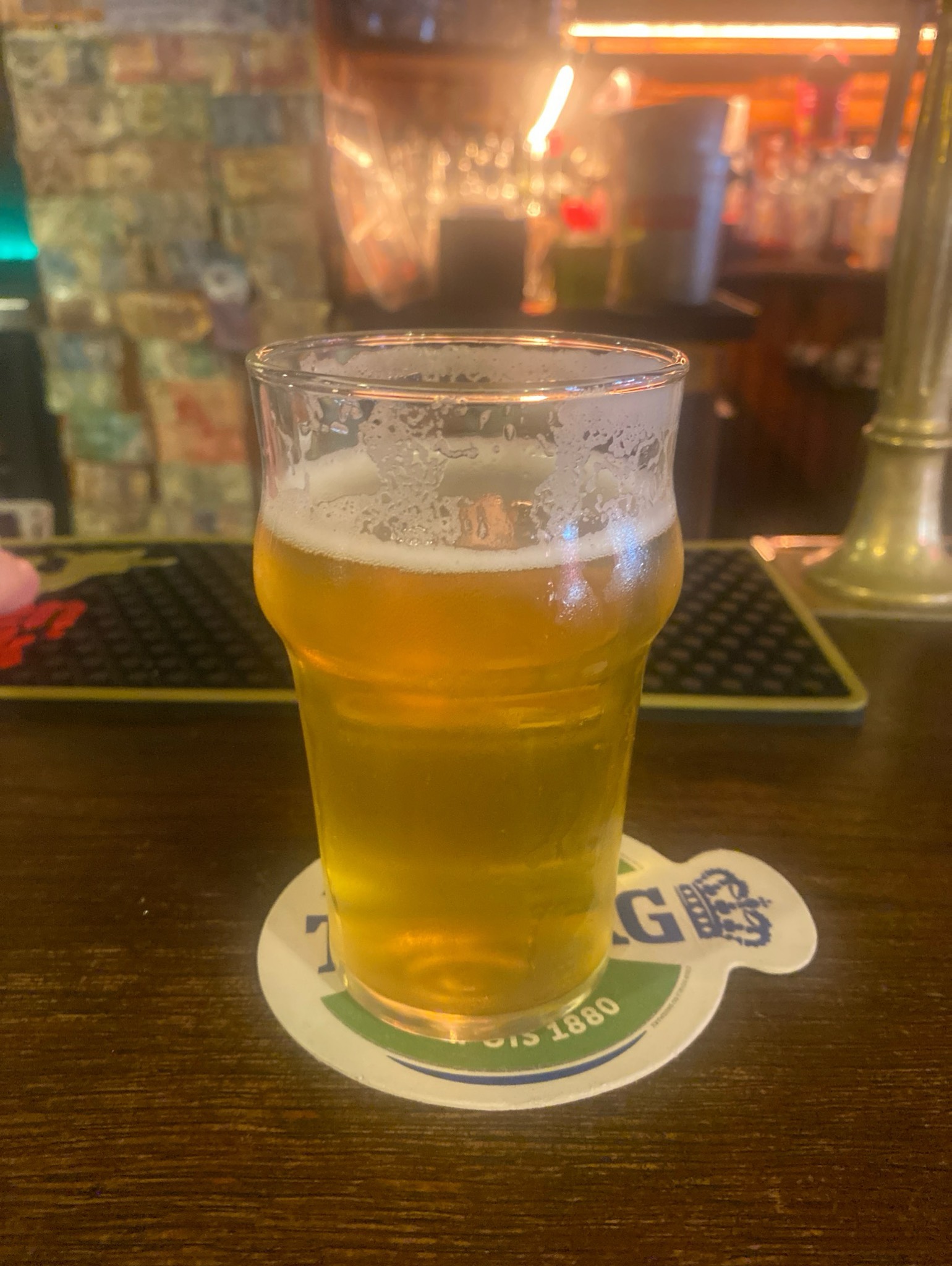 Hellfest Blonde, Brasserie Parisis