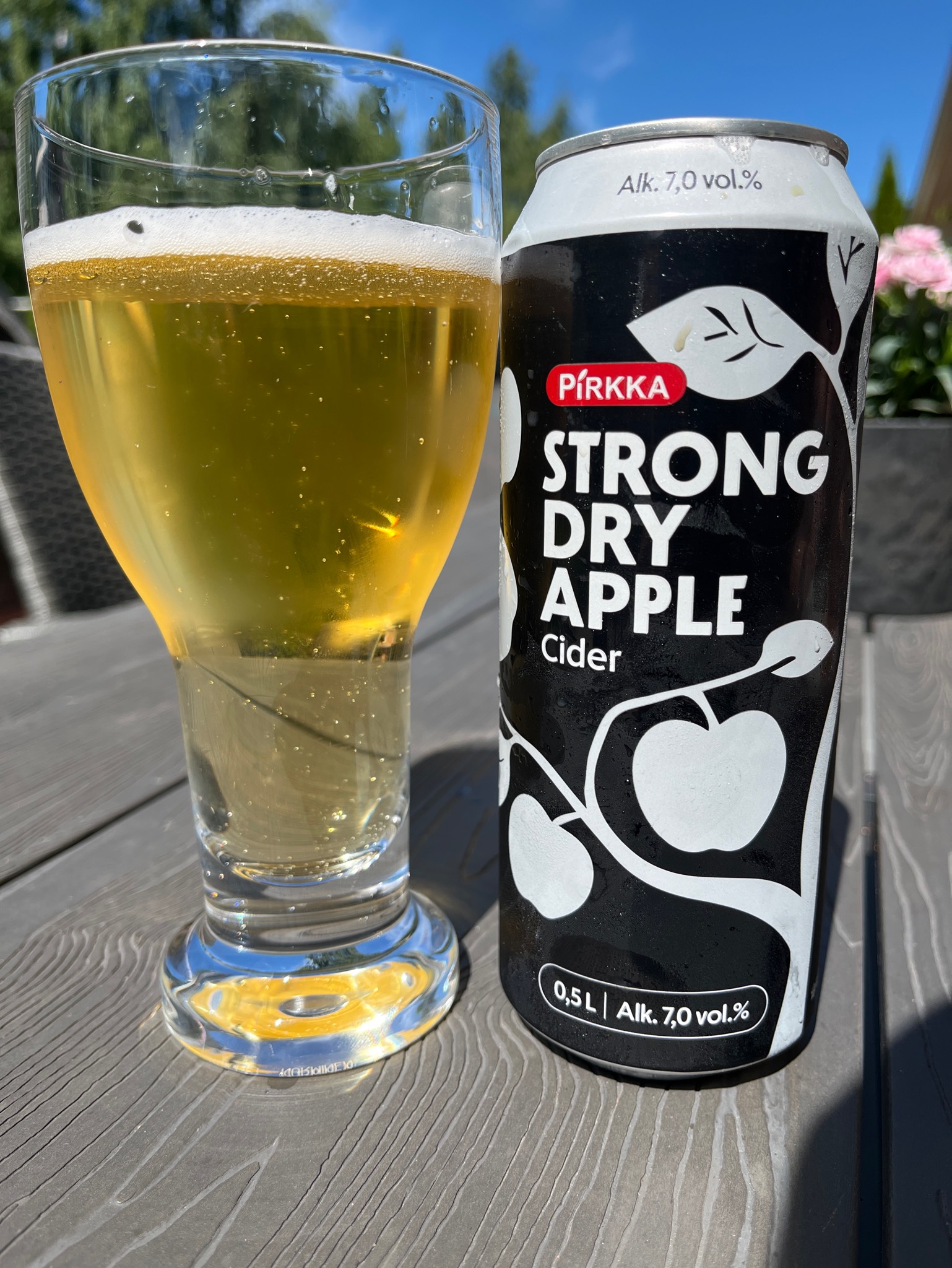 Pirkka strong dry apple cider, Finland