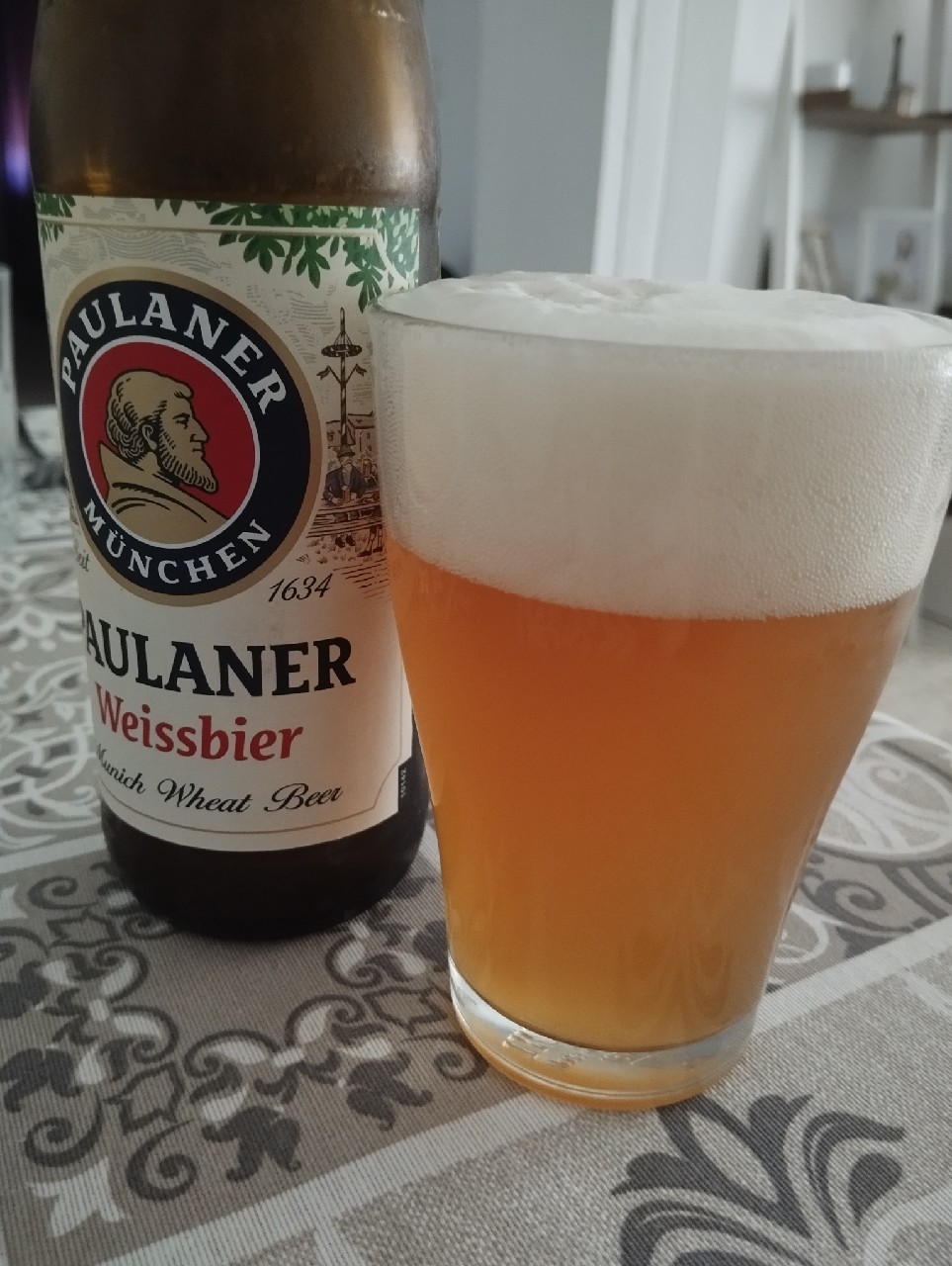 Paulaner Hefe-Weißbier Naturtrüb / Weissbier / Hefe-Weizen, Germany
