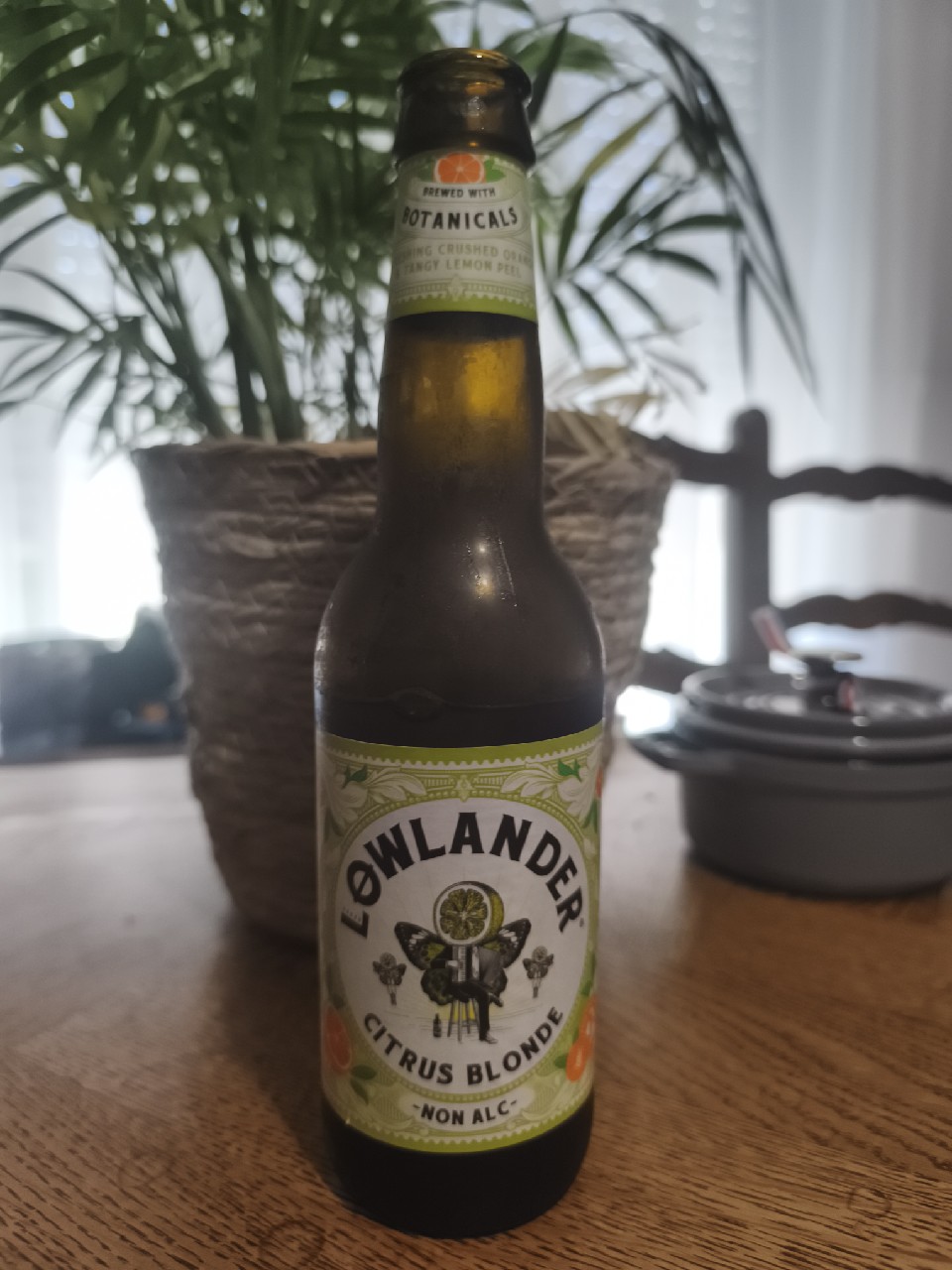 Non-Alc Citrus Blonde, Lowlander Botanical Beer