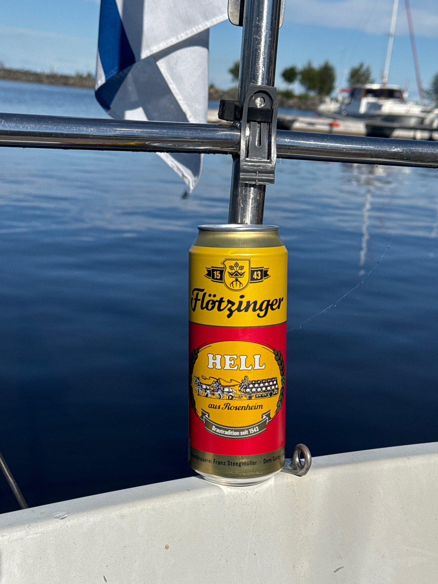Flötzinger Hell, Flötzinger Brauerei Franz Steegmüller GmbH & Co. KG