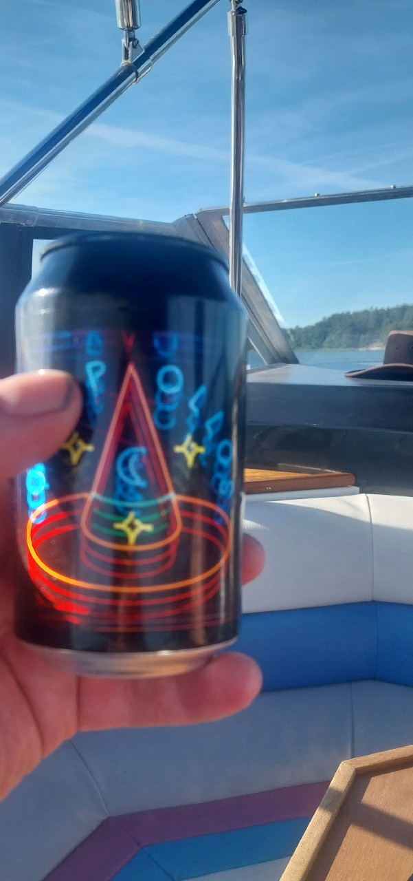 Omnipollos Hatt, Sweden