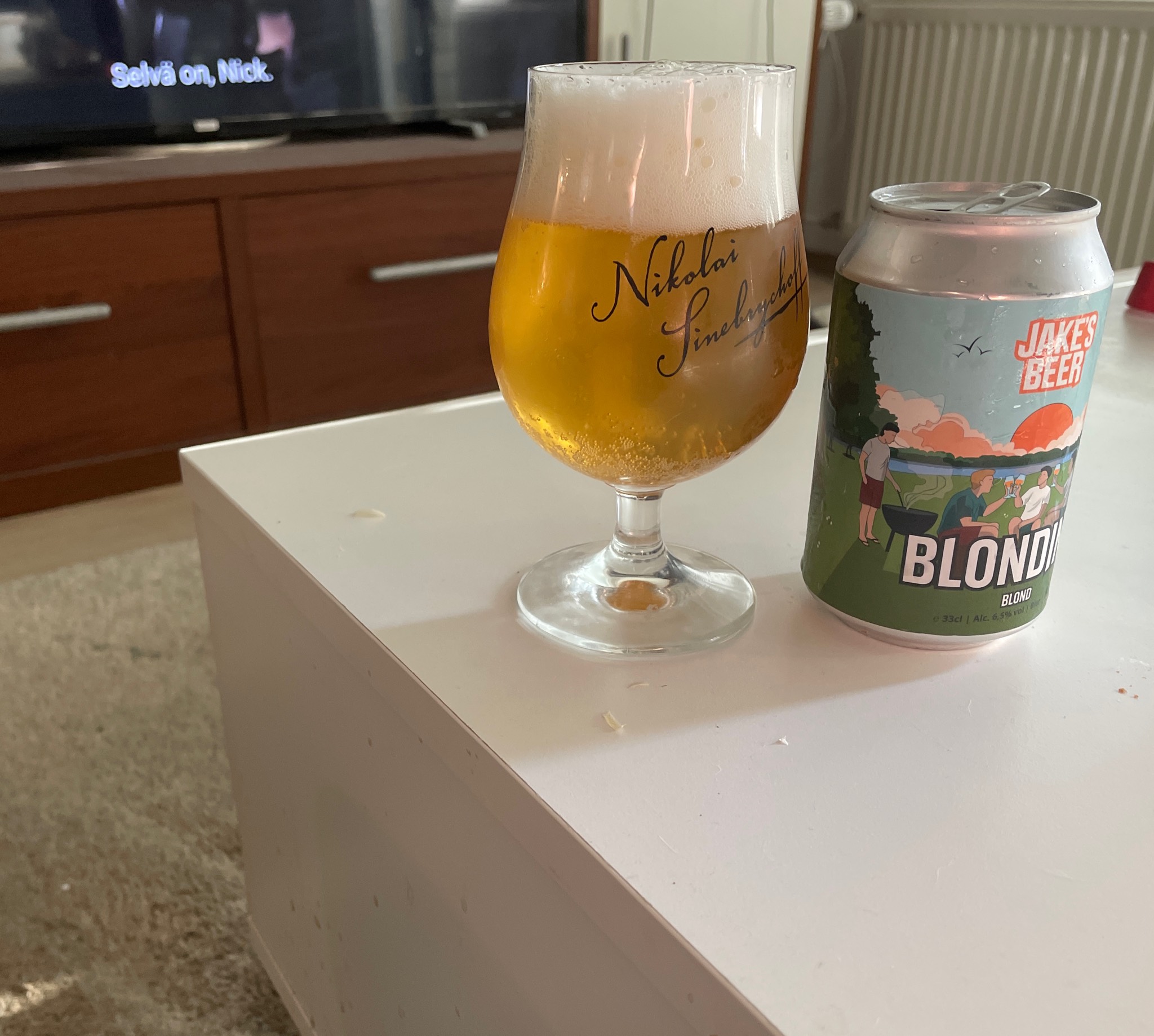 blondina, Jake's beer