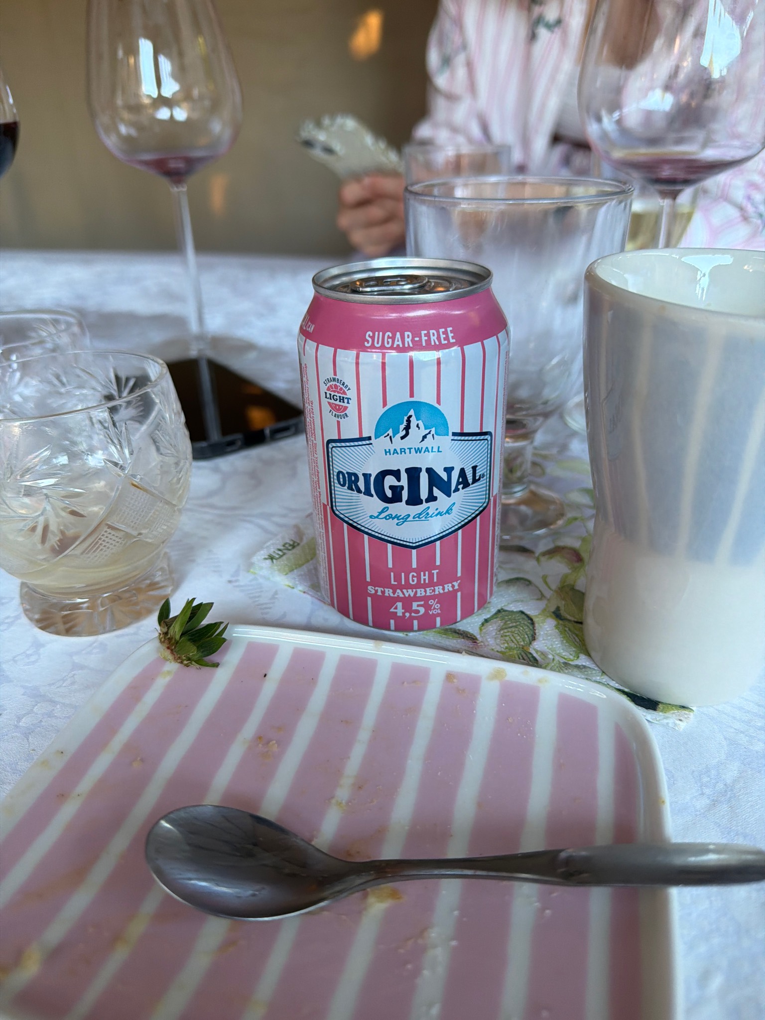 Original Long Drink Strawberry Light 4,5%, Finland