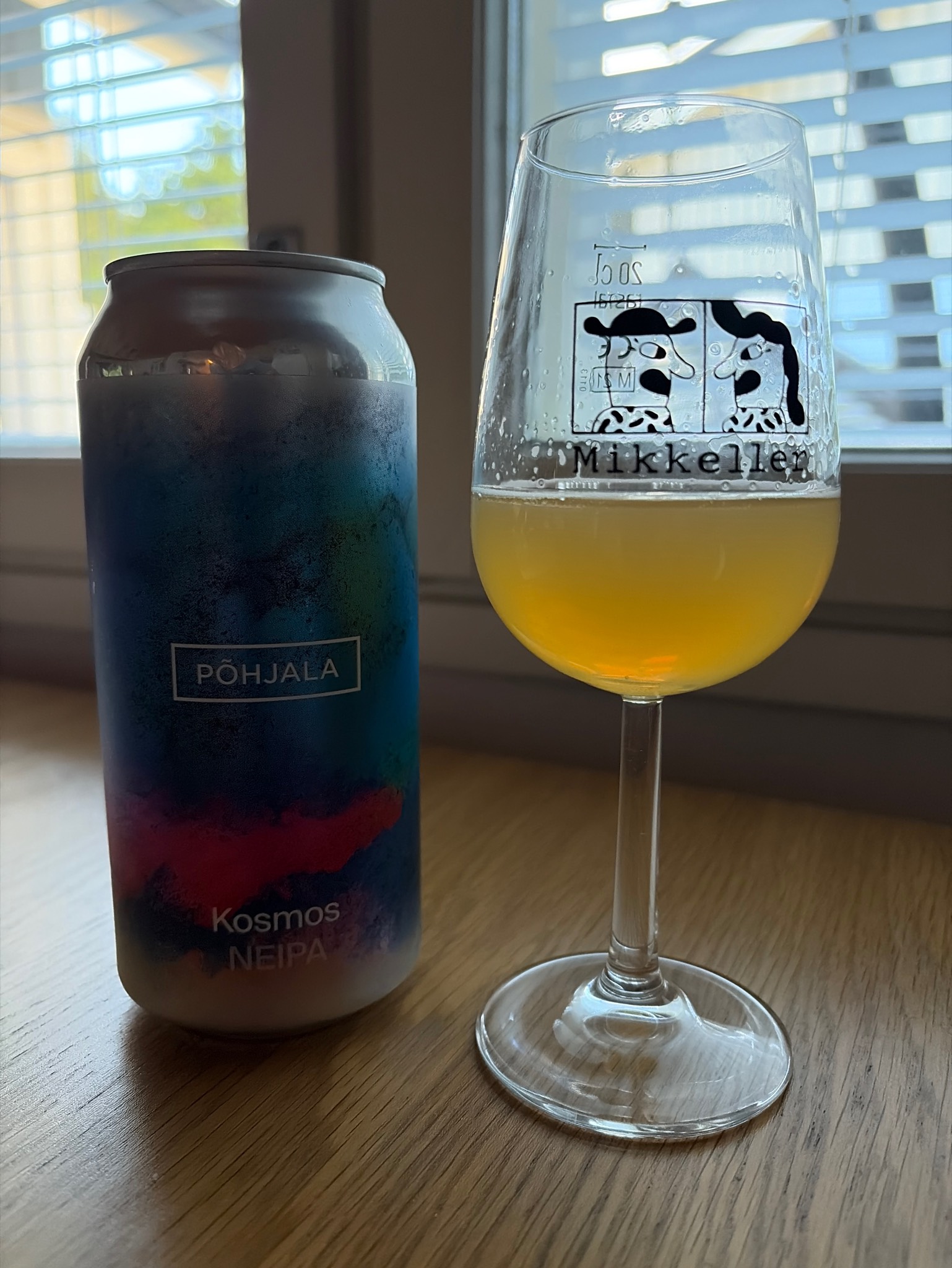 Kosmos, Estonia