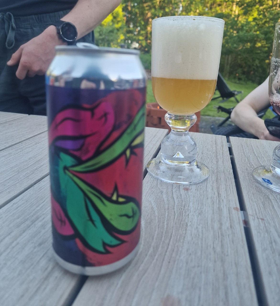 Neon Beast, Finland