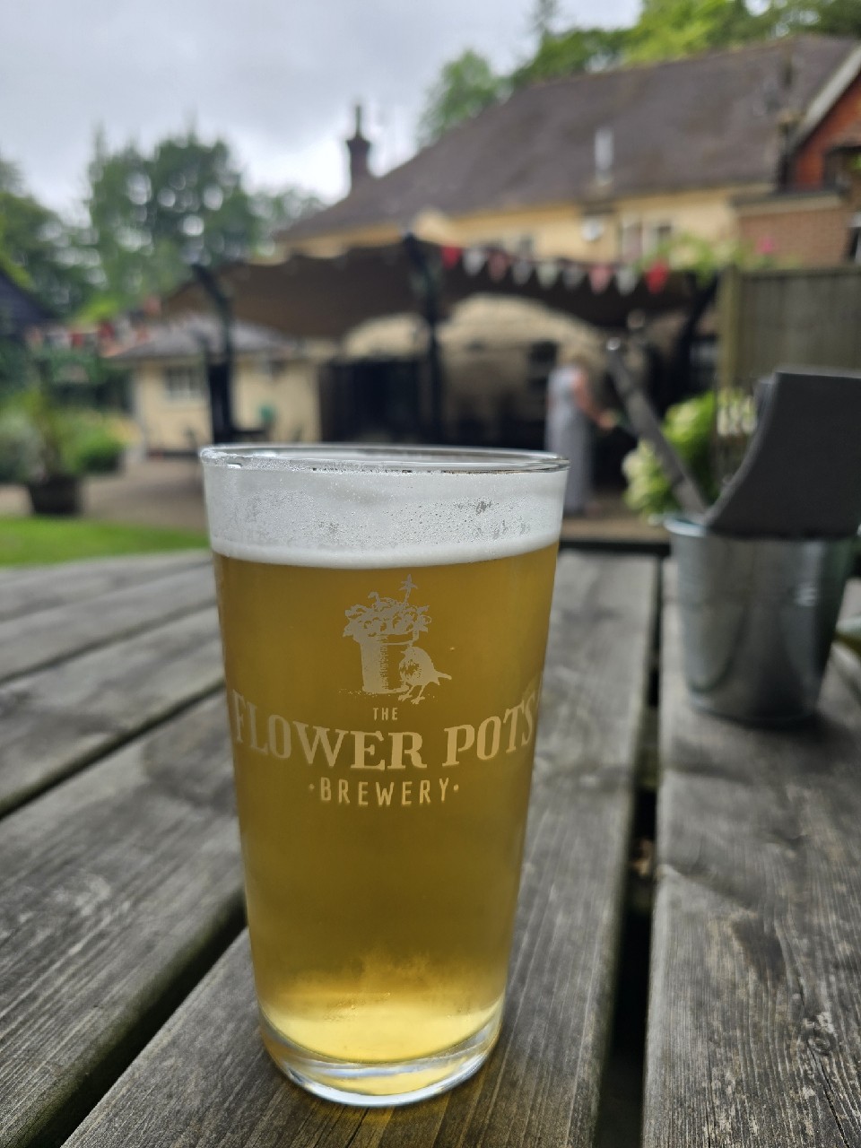 Perridge Pale, The Flowerpots