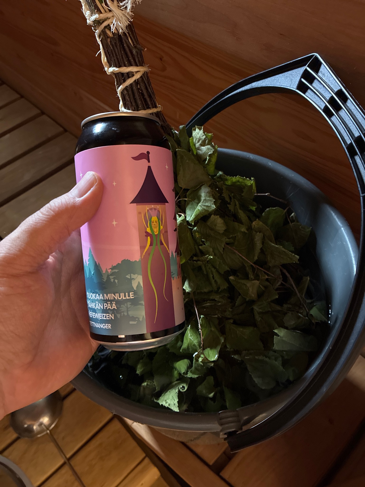Tuokaa Minulle Tähkän Pää, Finland