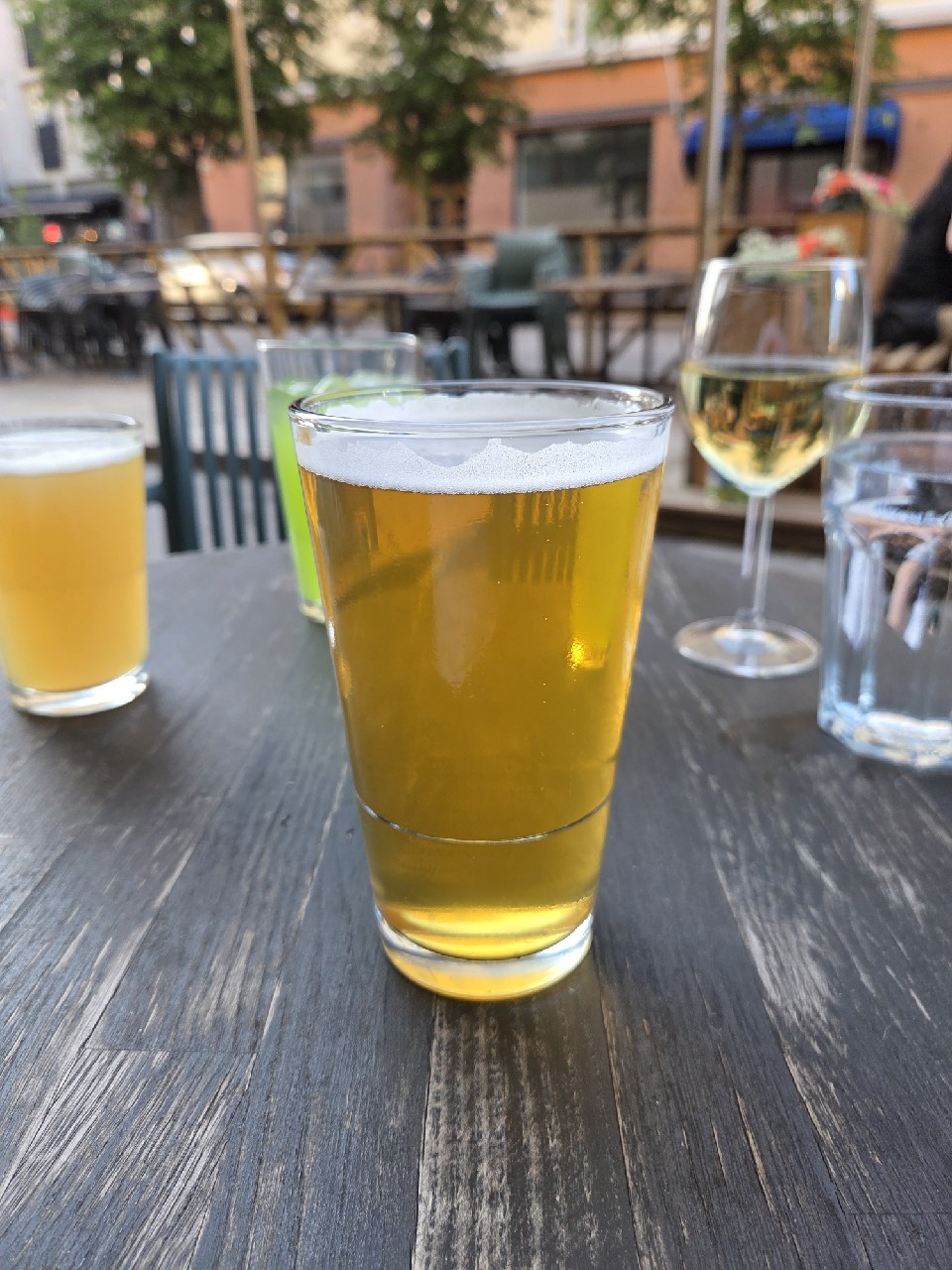 Generique Helles, Finland