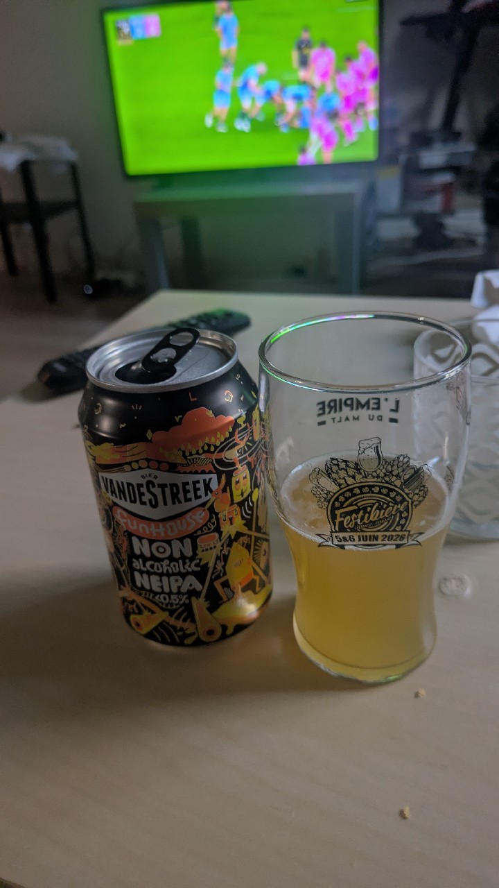 Fun House Non Alcoholic NEIPA, VandeStreek Bier