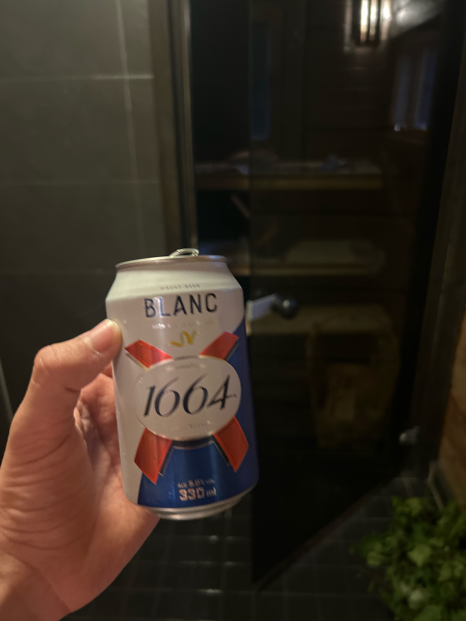 1664 Blanc, Kronenbourg (Carlsberg)