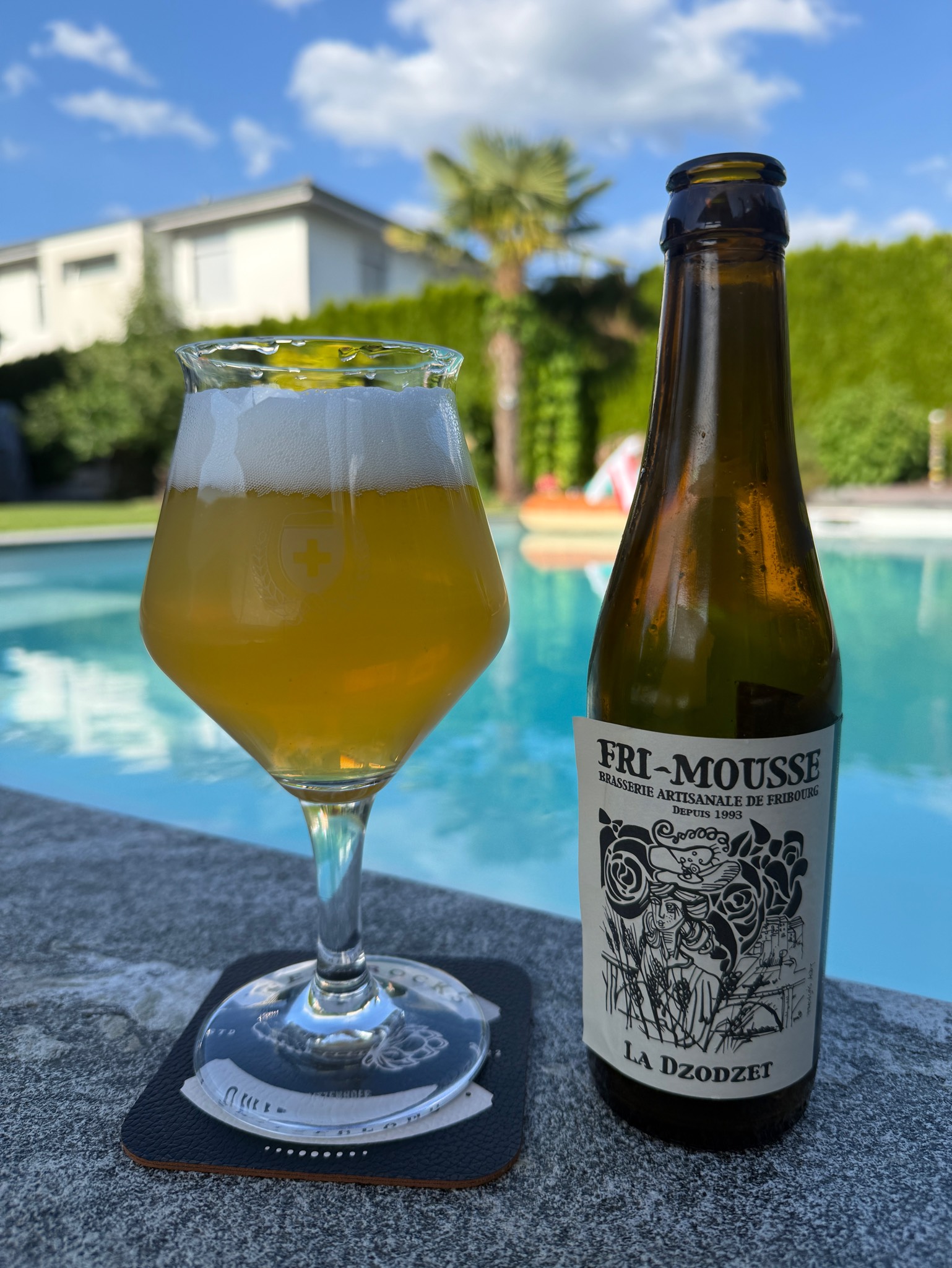 La Dzodzet, Fri-Mousse