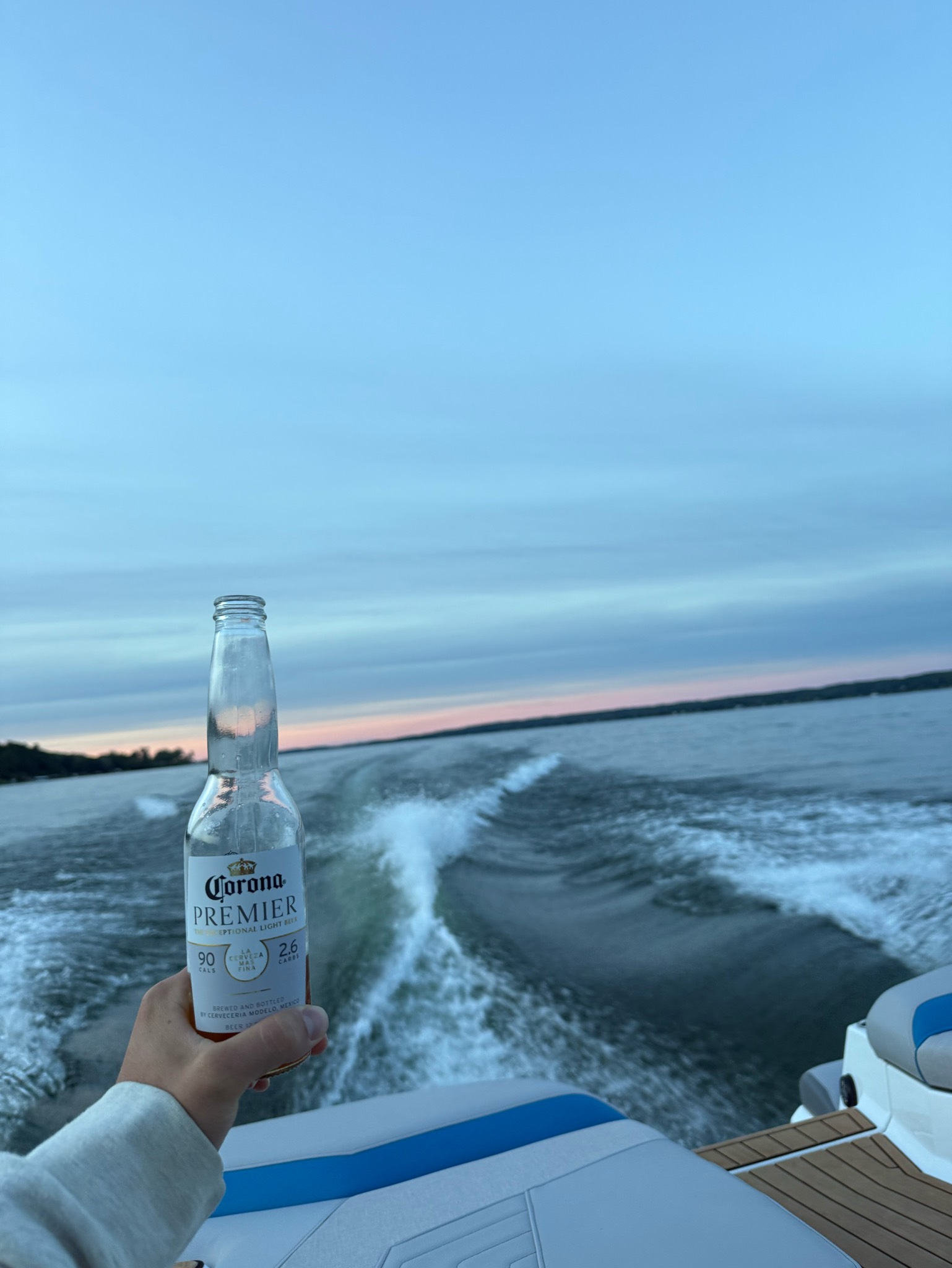 Corona Premier, Grupo Modelo (ABInBev)