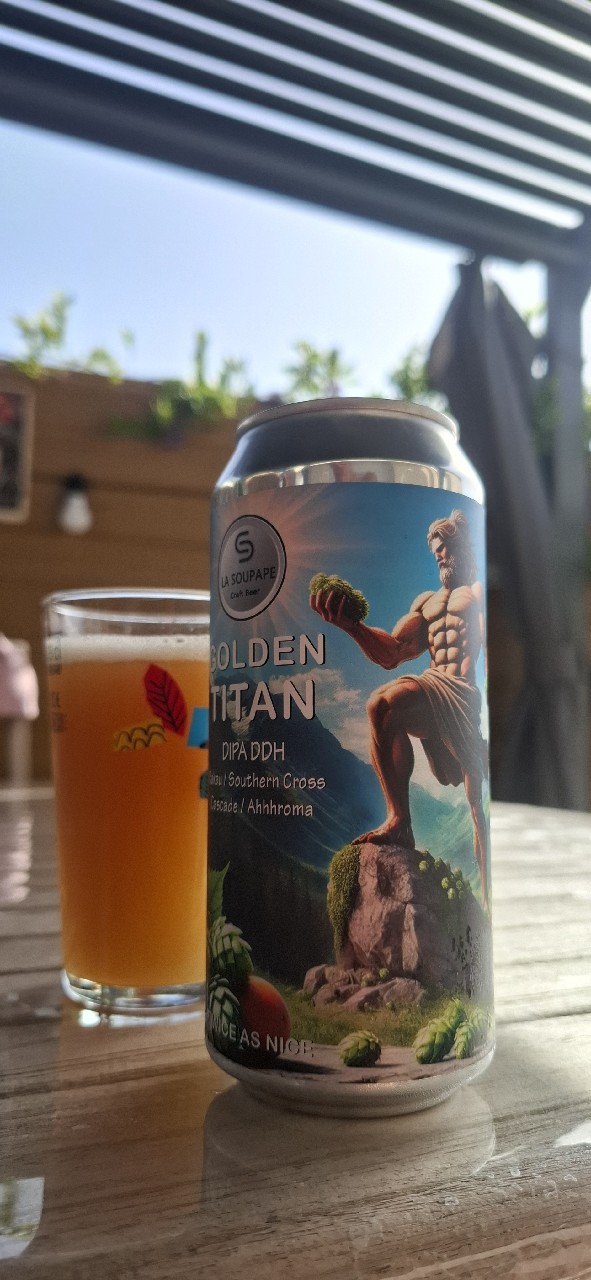 Golden Titan, France