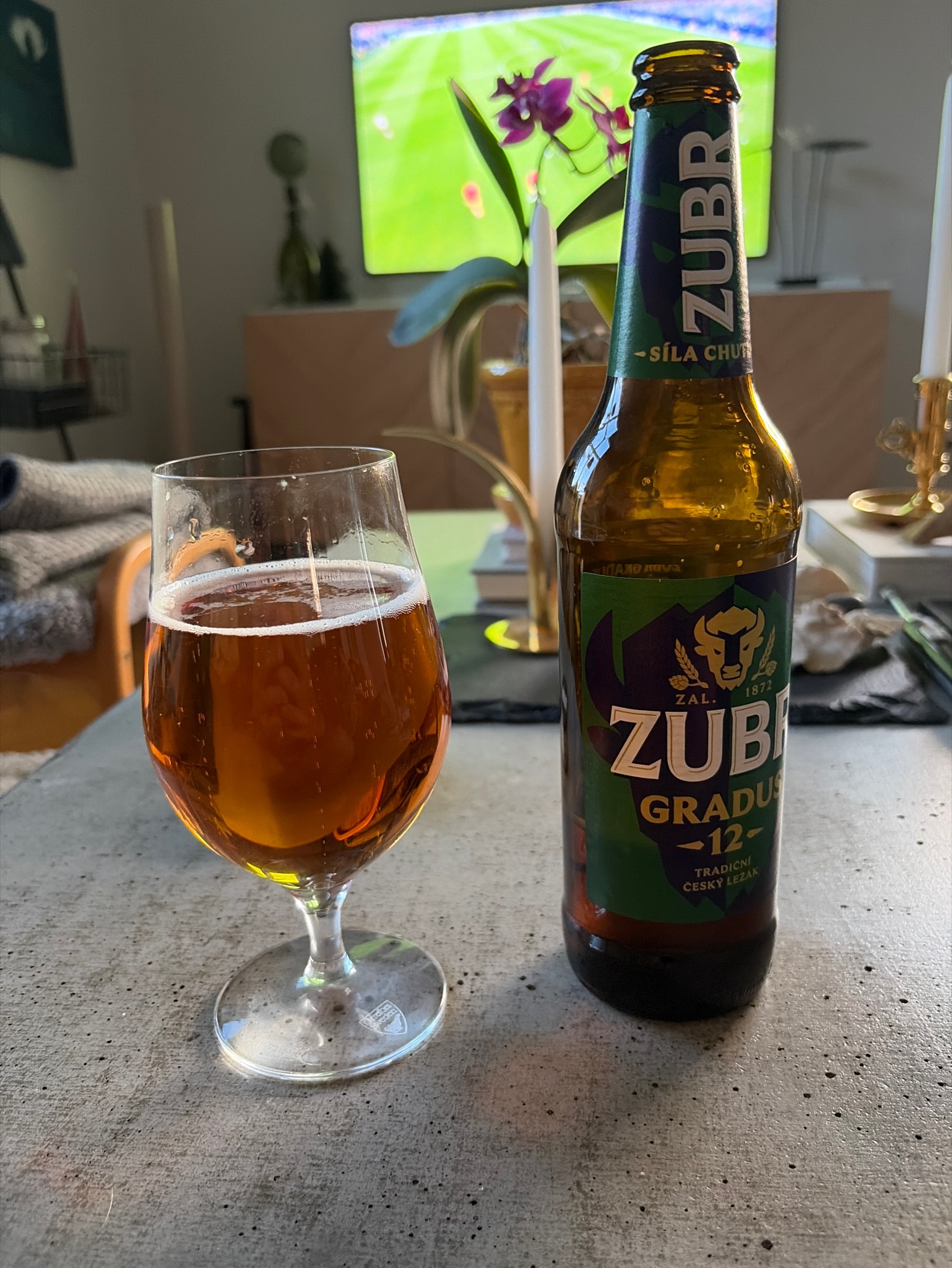Zubr Gradus 12, Pivovar Zubr