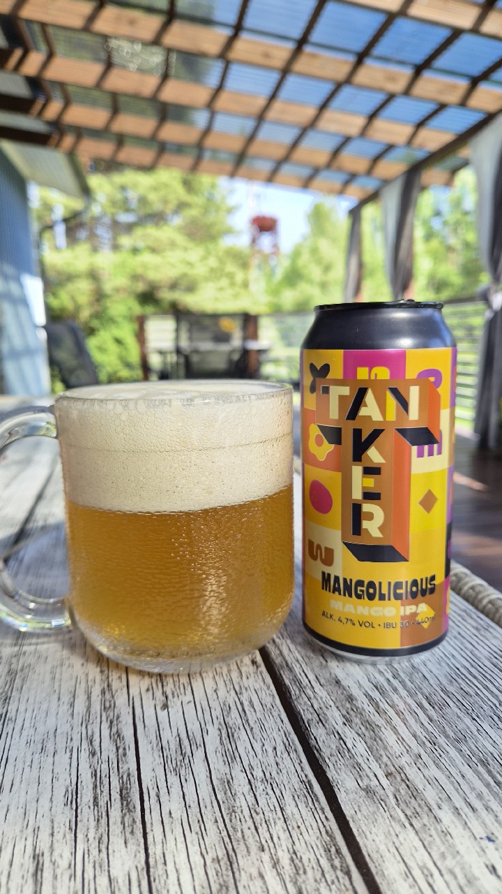 Mangolicious, Estonia