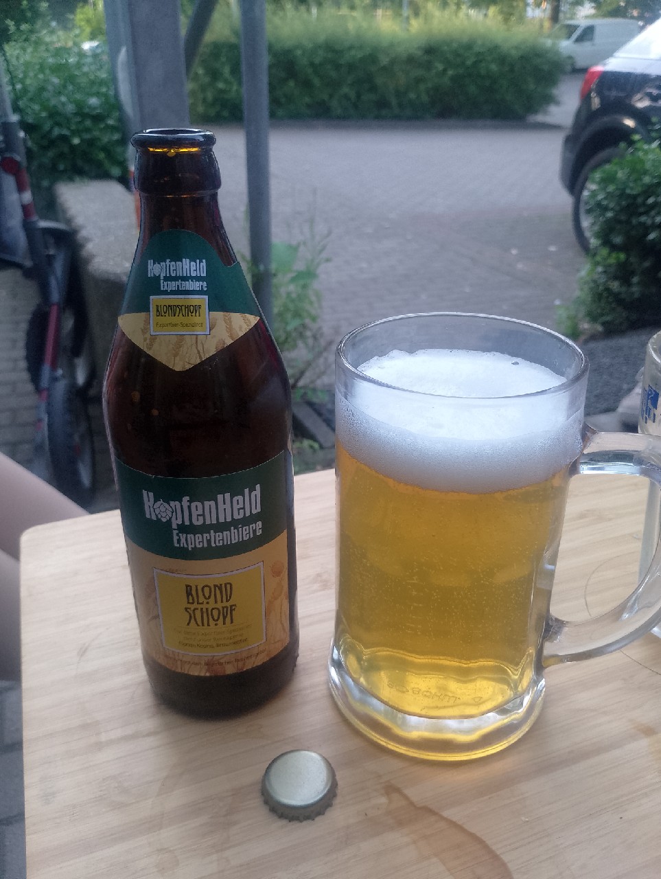 Blondschopf, Hopfenheld