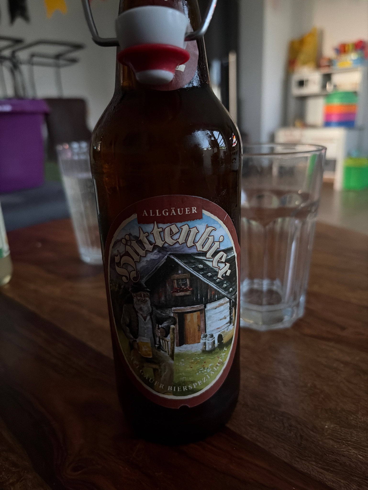 Allgäuer Hüttenbier, Privatbrauerei Höss der Hirschbräu