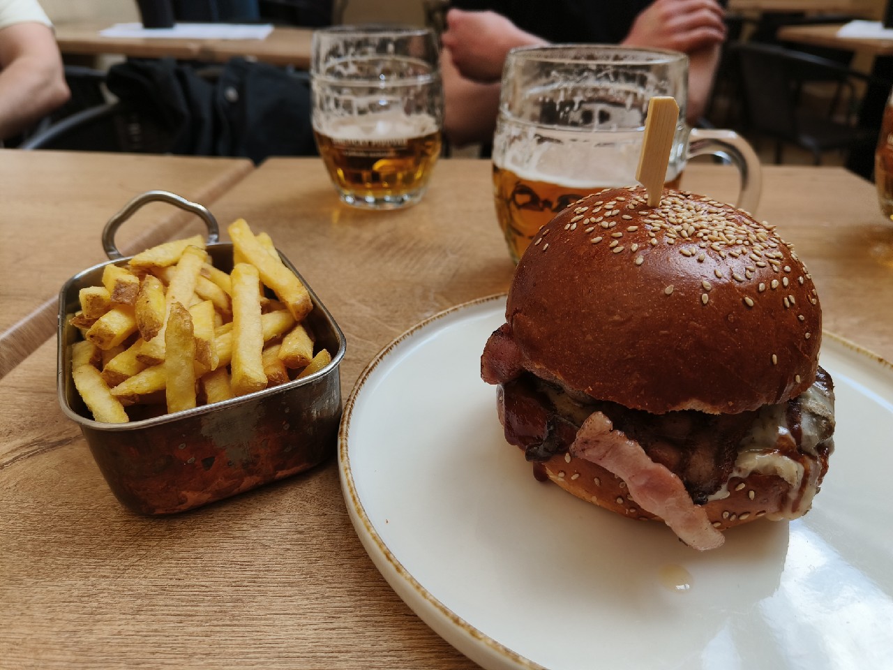 Únětické Pivo Fitrované 10.7°, Únětický Pivovar