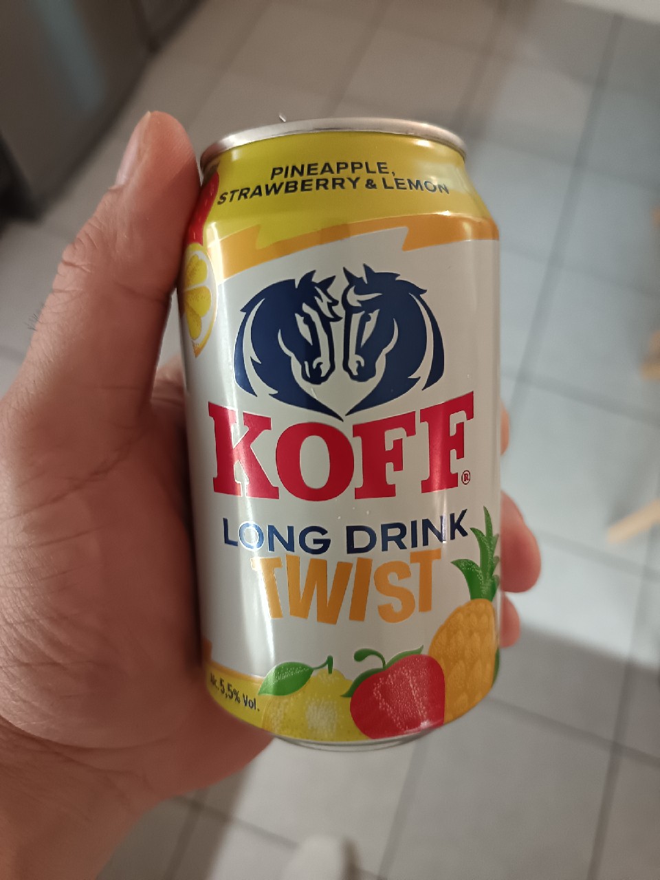 KOFF Long Drink Twist Pineapple Strawberry & Lemon, Finland