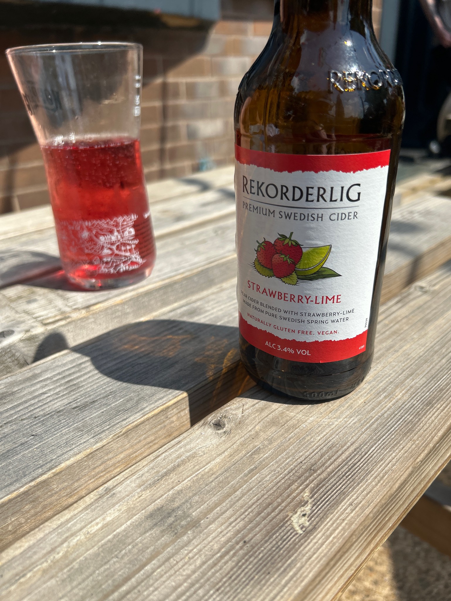 Rekorderlig Strawberry-Lime / Jordgubb-Lime, Åbro Bryggeri