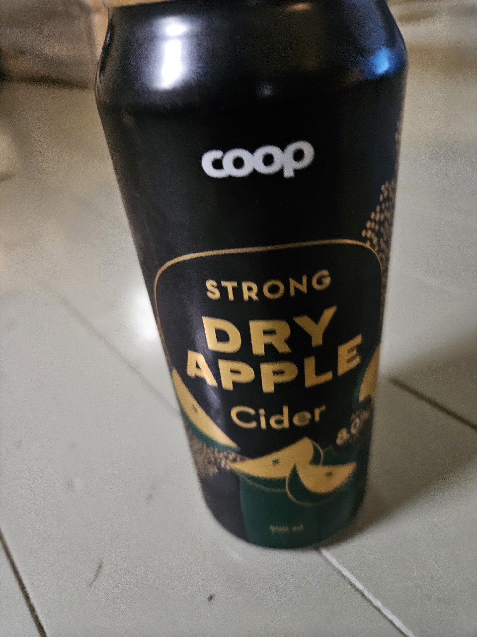 Coop Strong Dry Apple Cider, Finland