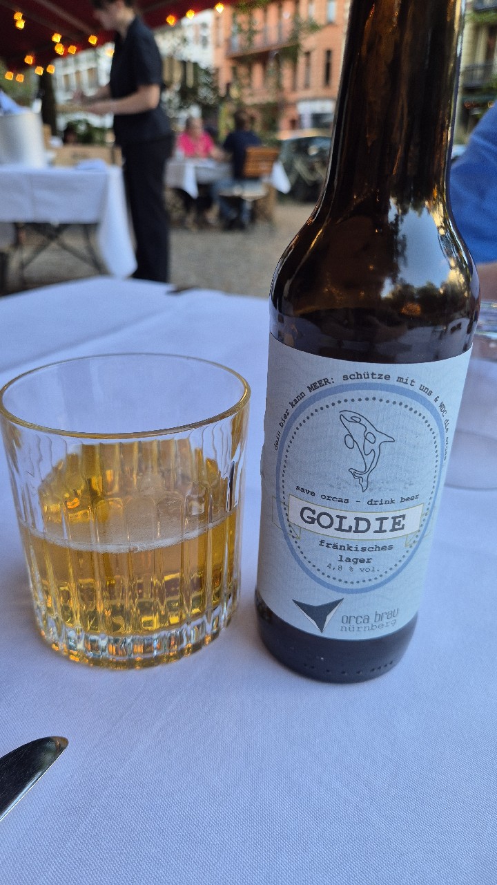 Goldie, Orca Brau