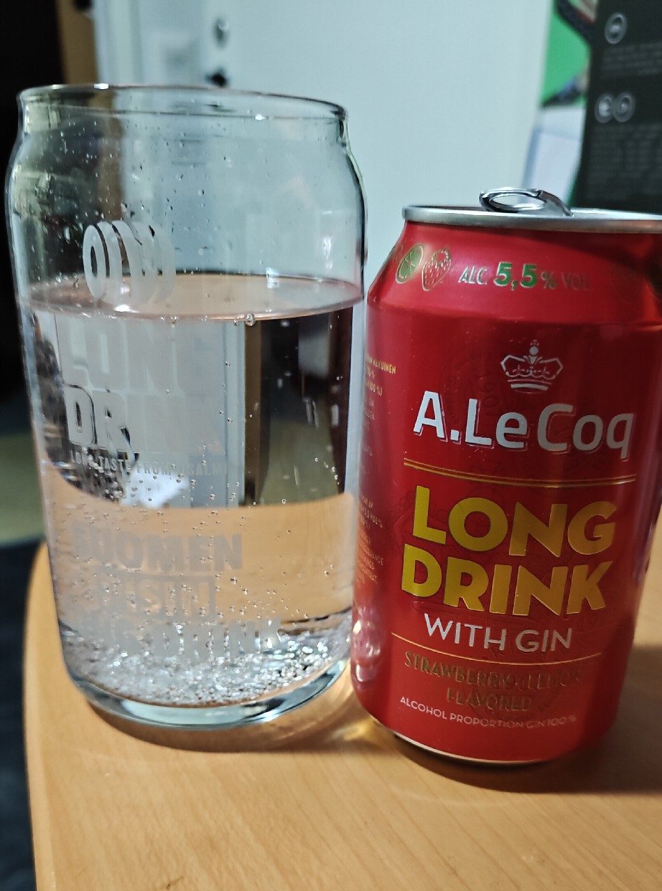 A.Le Coq GIN Strawberry–Lemon Long Drink, Estonia