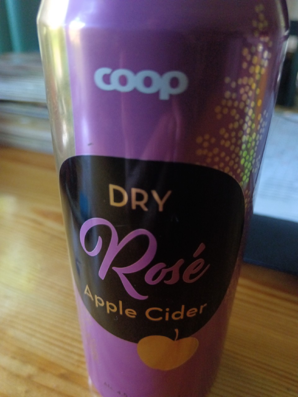 Rainbow Dry Rosé, Finland