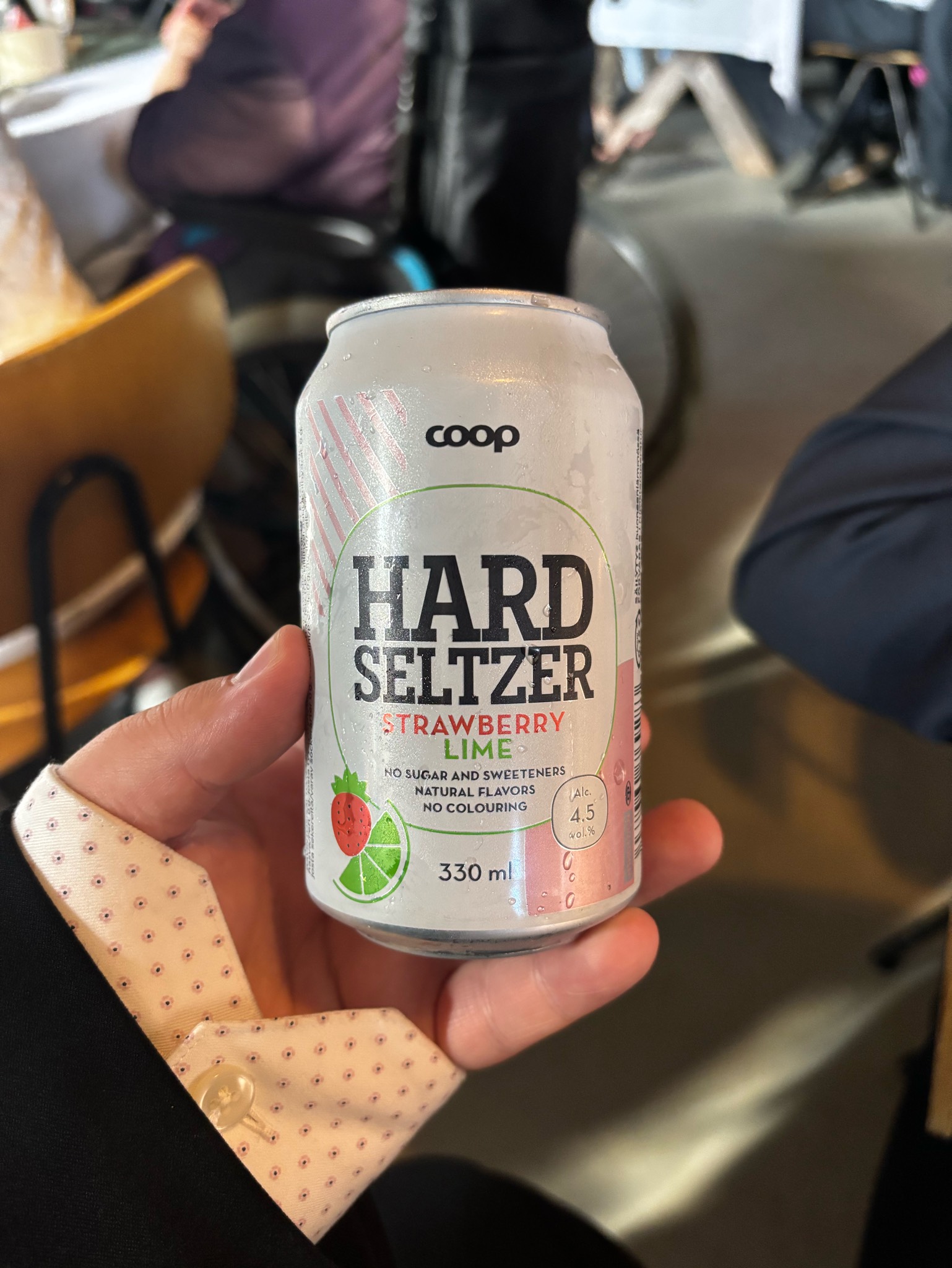Rainbow Strawberry & Lime Hard Seltzer, Finland