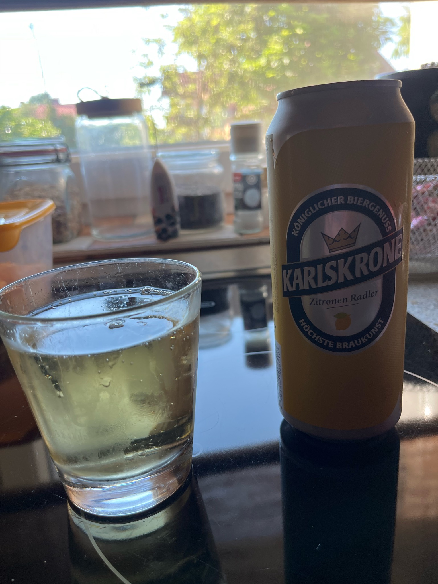 Karlskrone zitronen radler, Privatbrauerei Fritz Egger