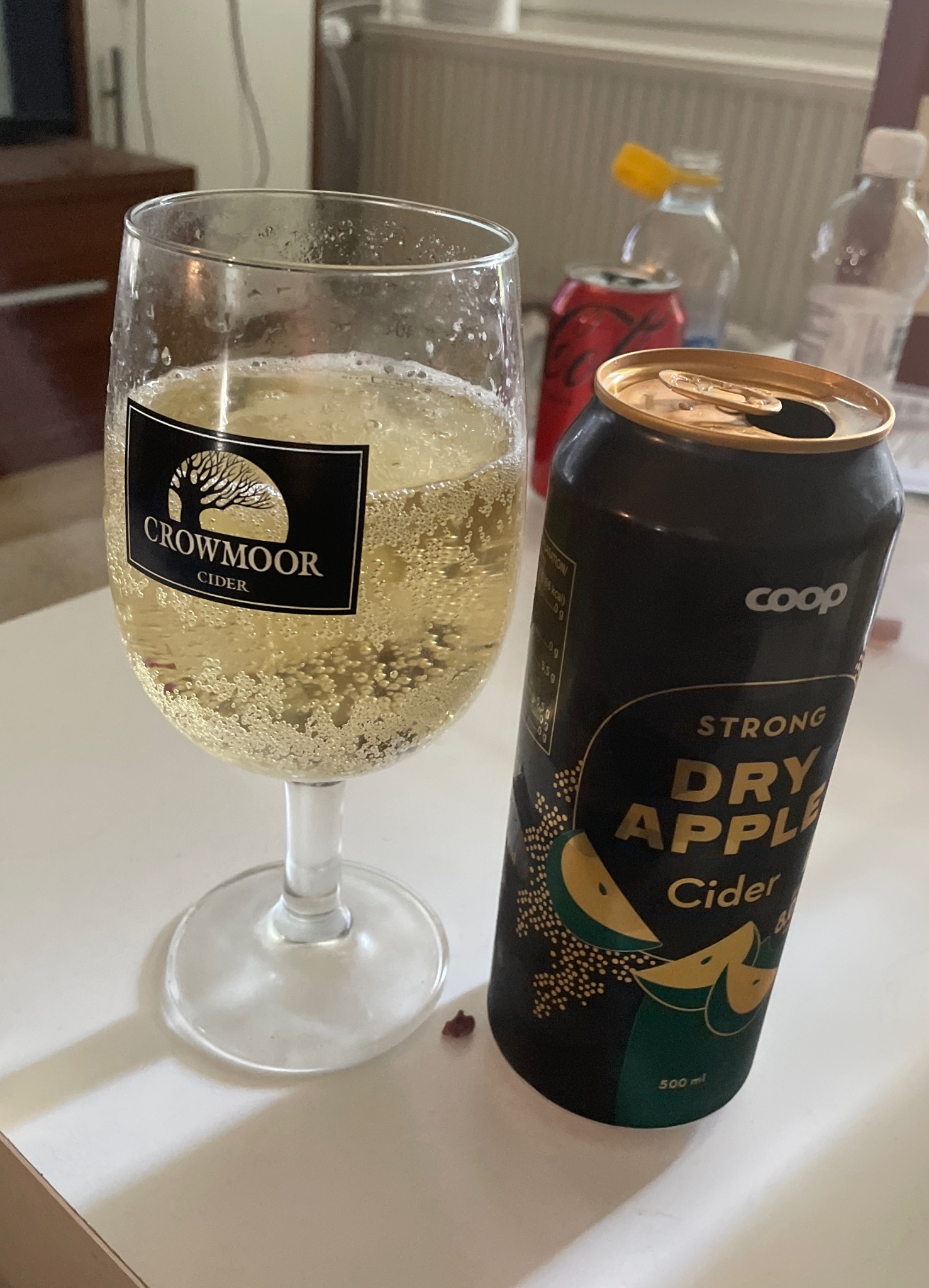 Coop Strong Dry Apple Cider, Finland