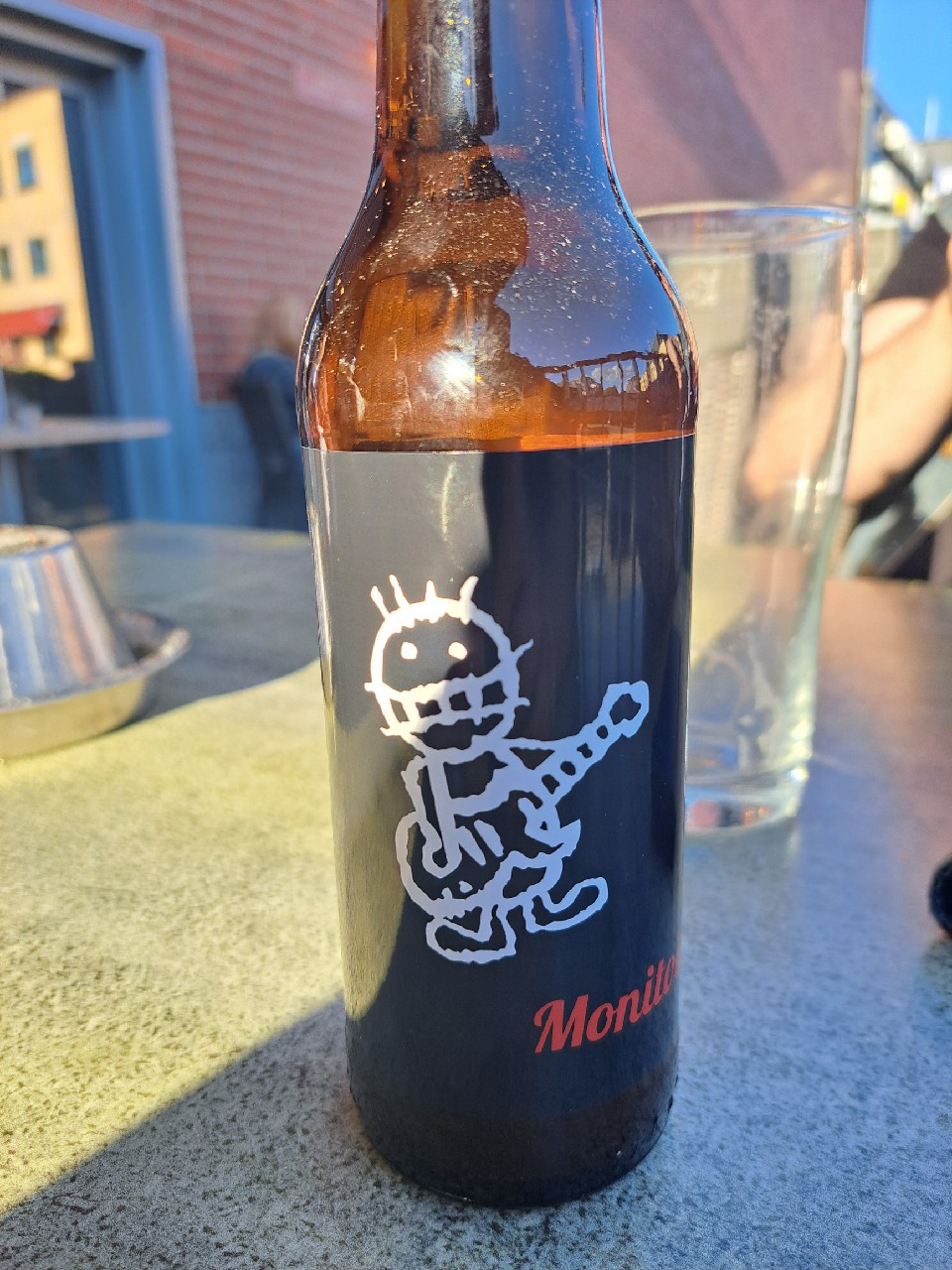 Monitoimi Olut, Finland