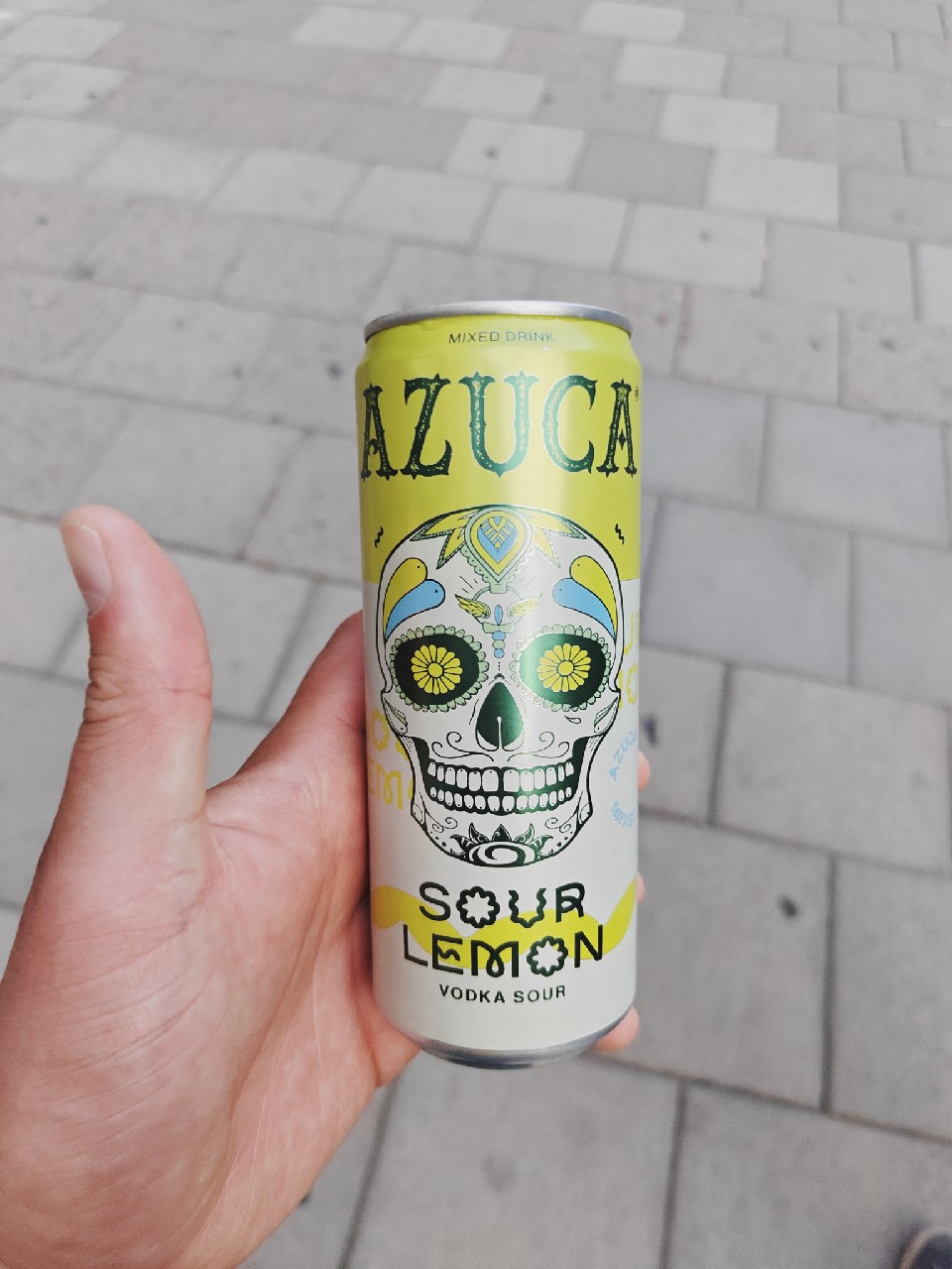 Azuca Sour Lemon, Sweden