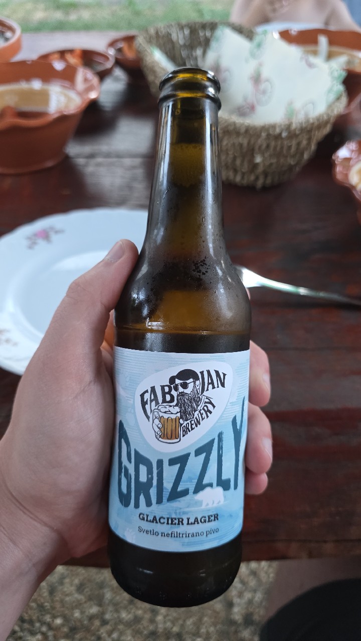 Grizzly Pale Lager, Fabjan Brewery Grizzly