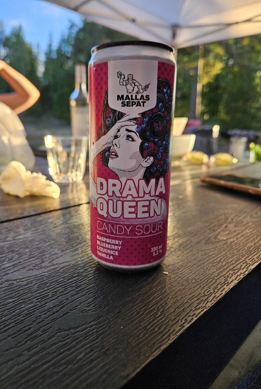 Drama Queen, Finland